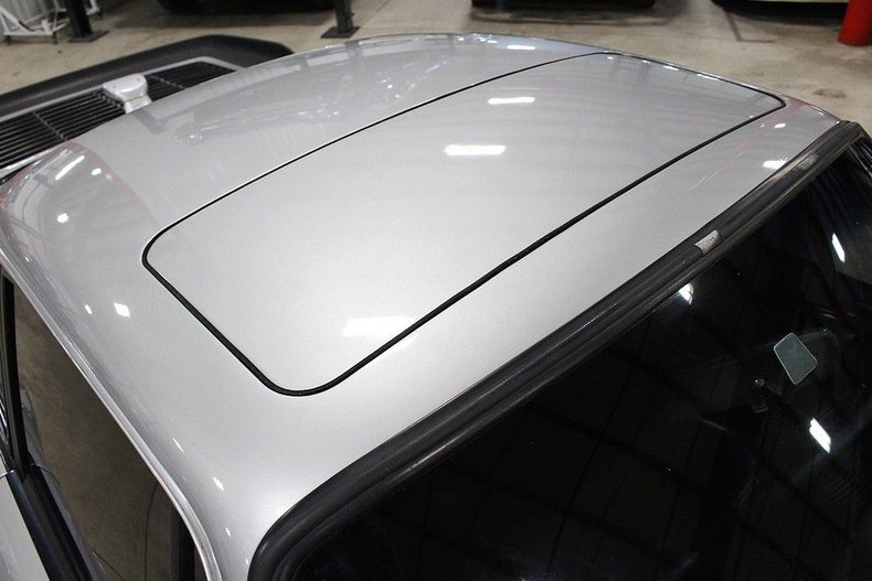 1978 Porsche 911 SC in Diamond Silver Metallic 