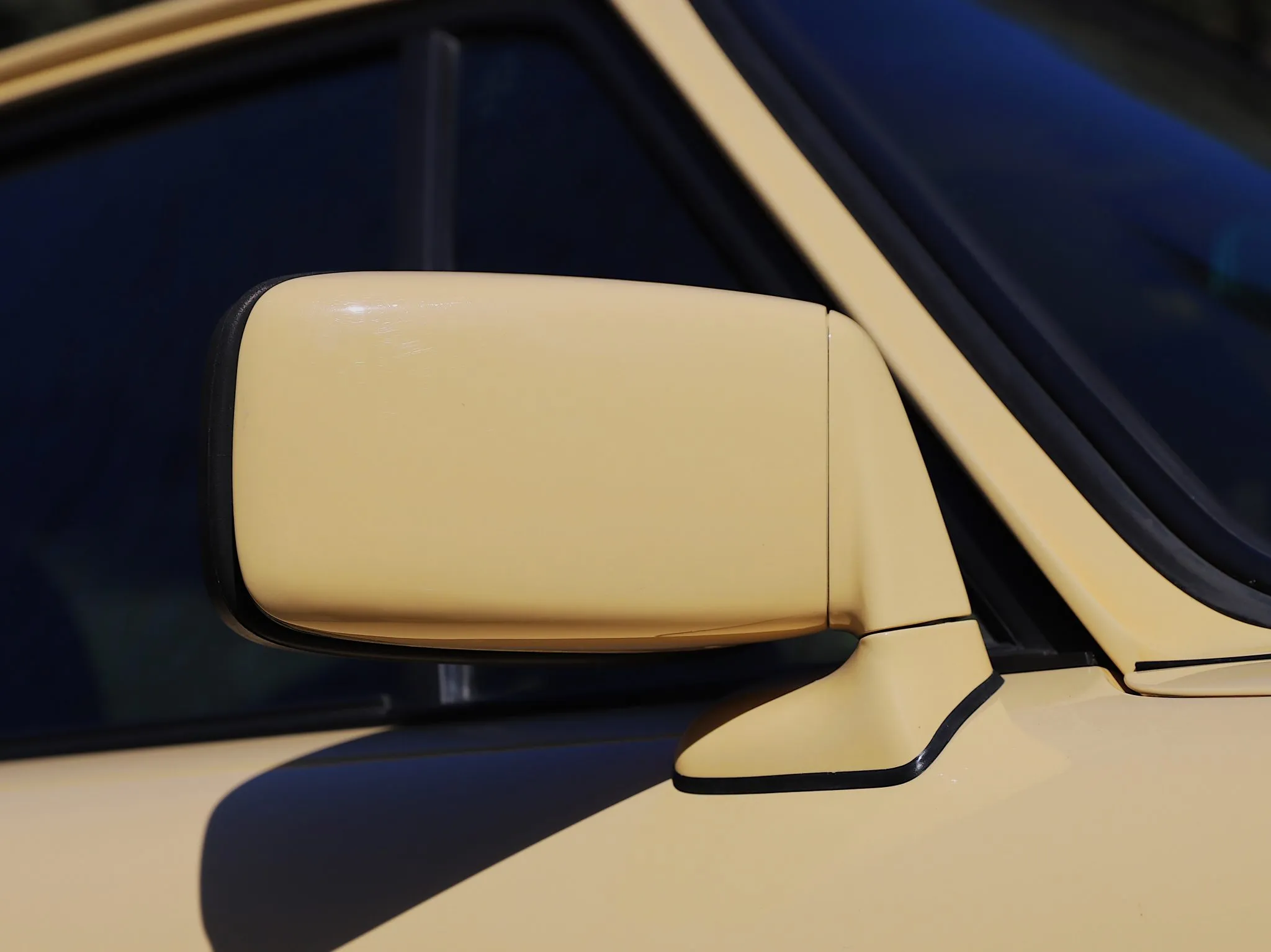1981 Porsche 911SC Coupe in Bamboo Beige