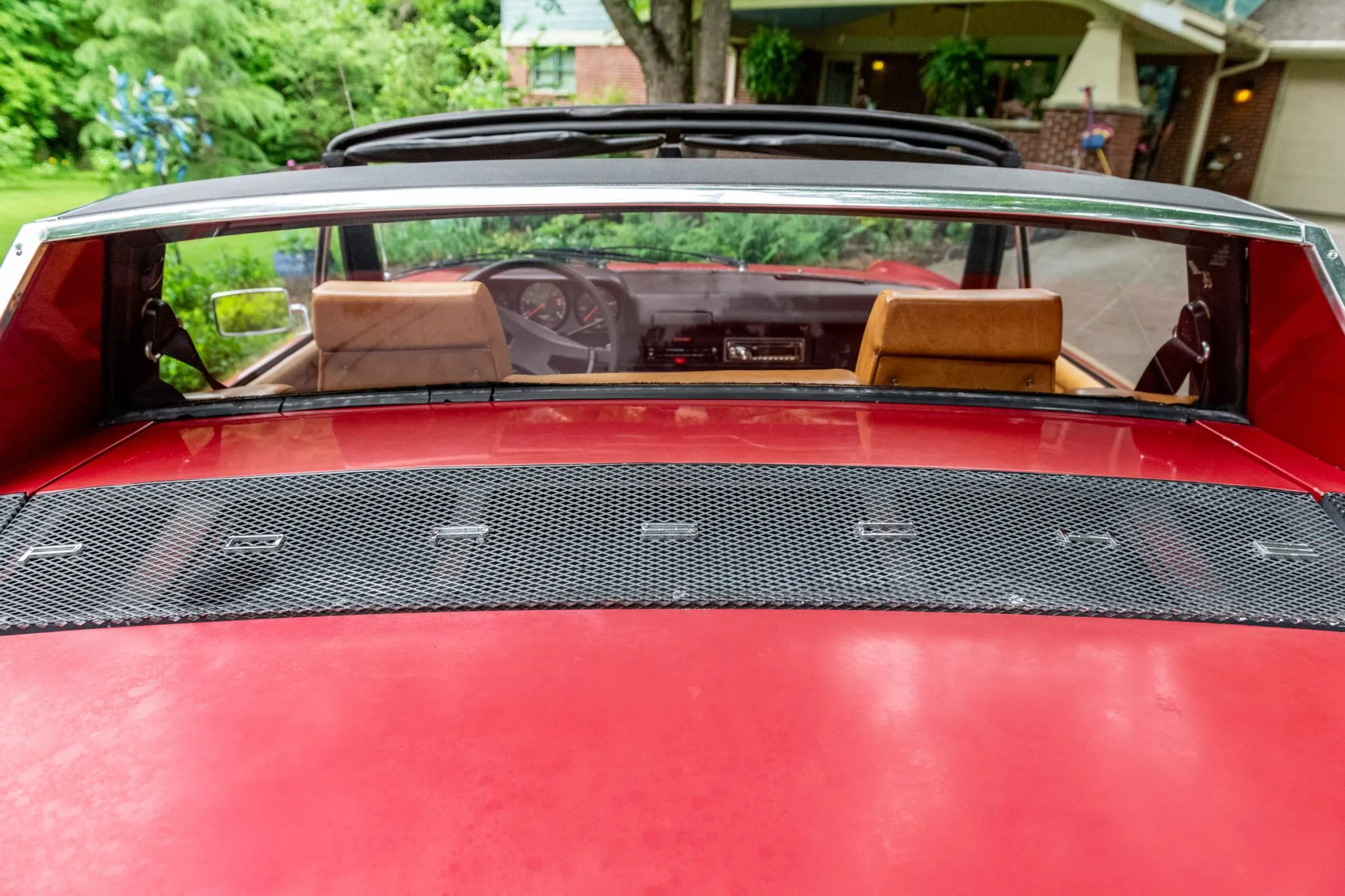 1976 Porsche 914 2.0L in Malaga Red