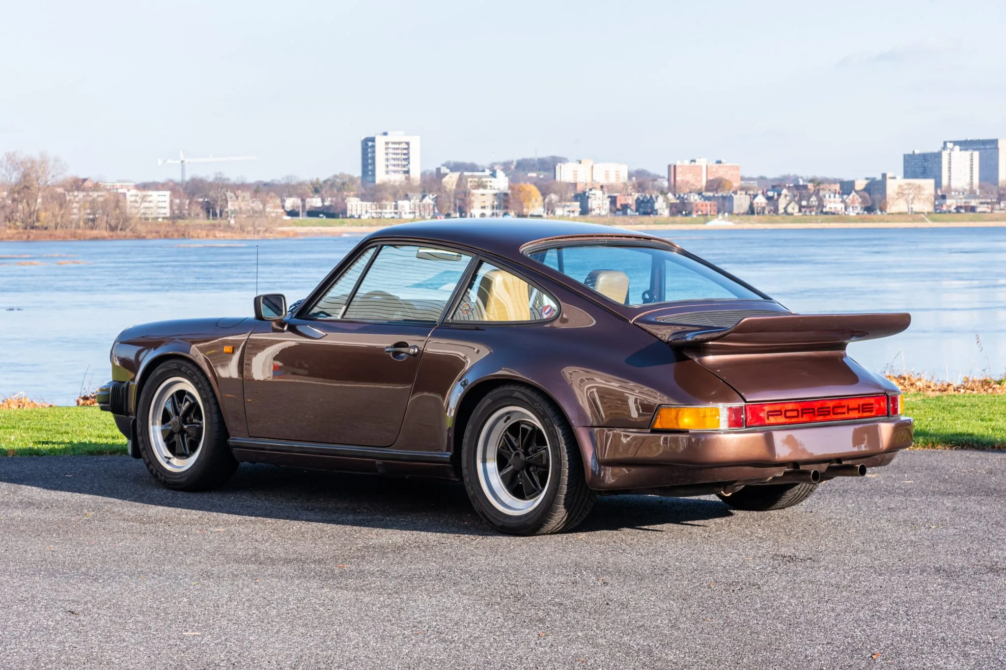 1982 Porsche 911SC Coupe in Rosewood Metallic