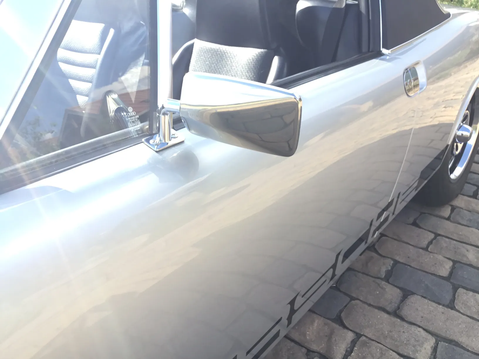 1975 Porsche 914 2.0L in Diamond Silver Metallic 
