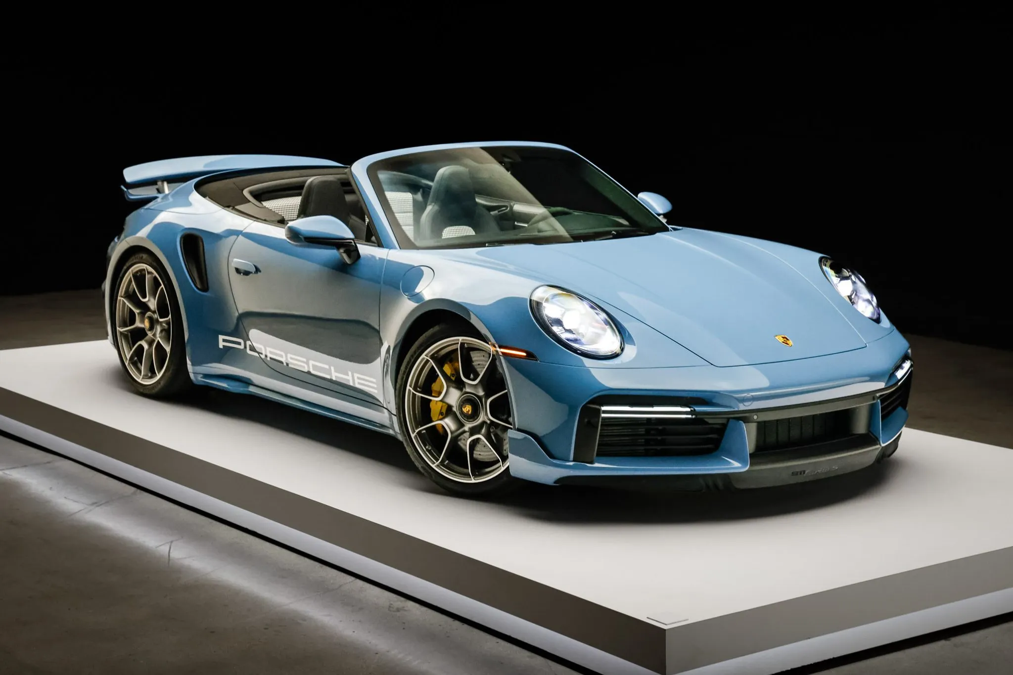 2025 Porsche 911 Turbo S Cabriolet in Nashy Blue