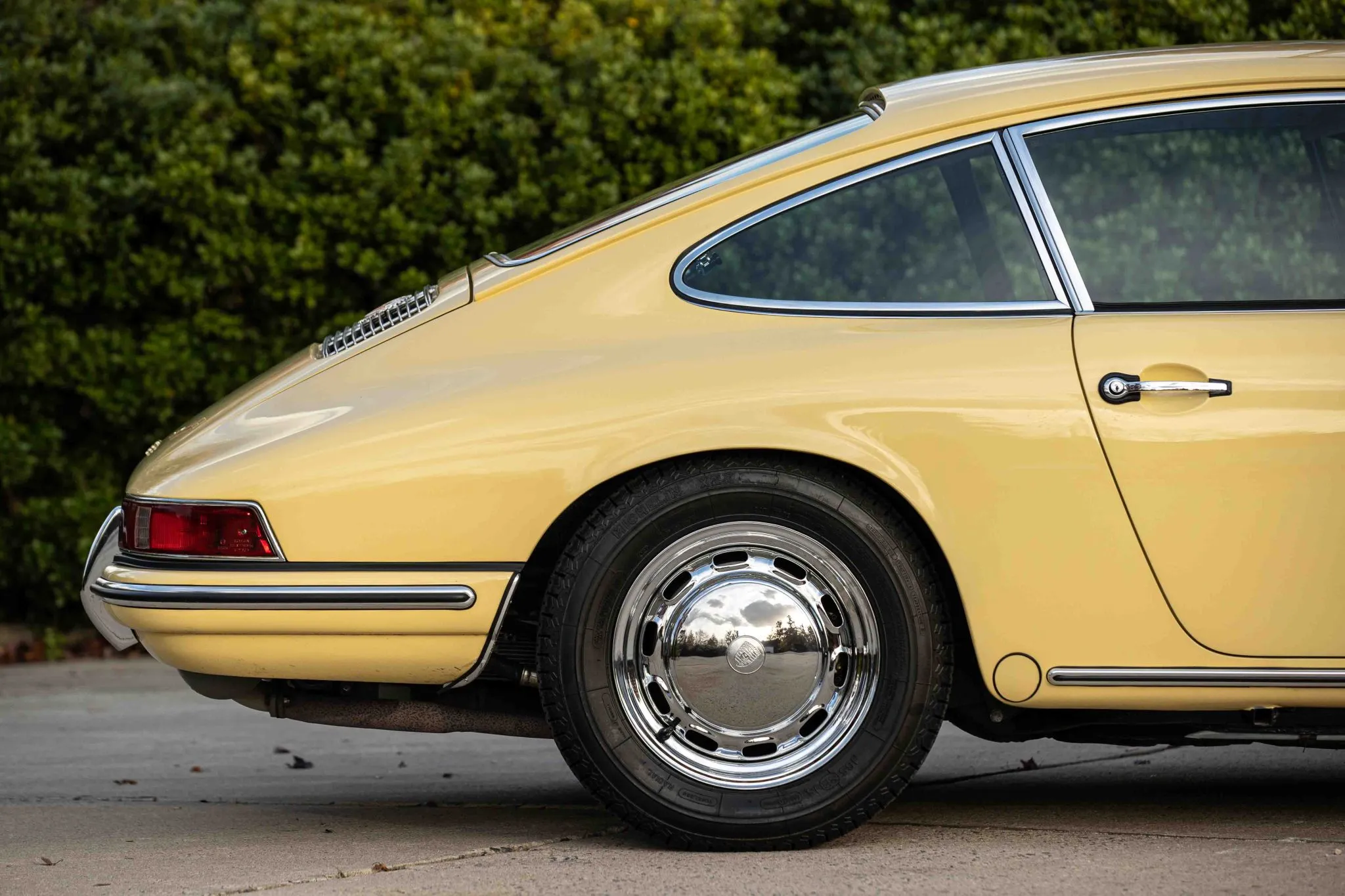 1966 Porsche 911 Coupe in Champagne Yellow