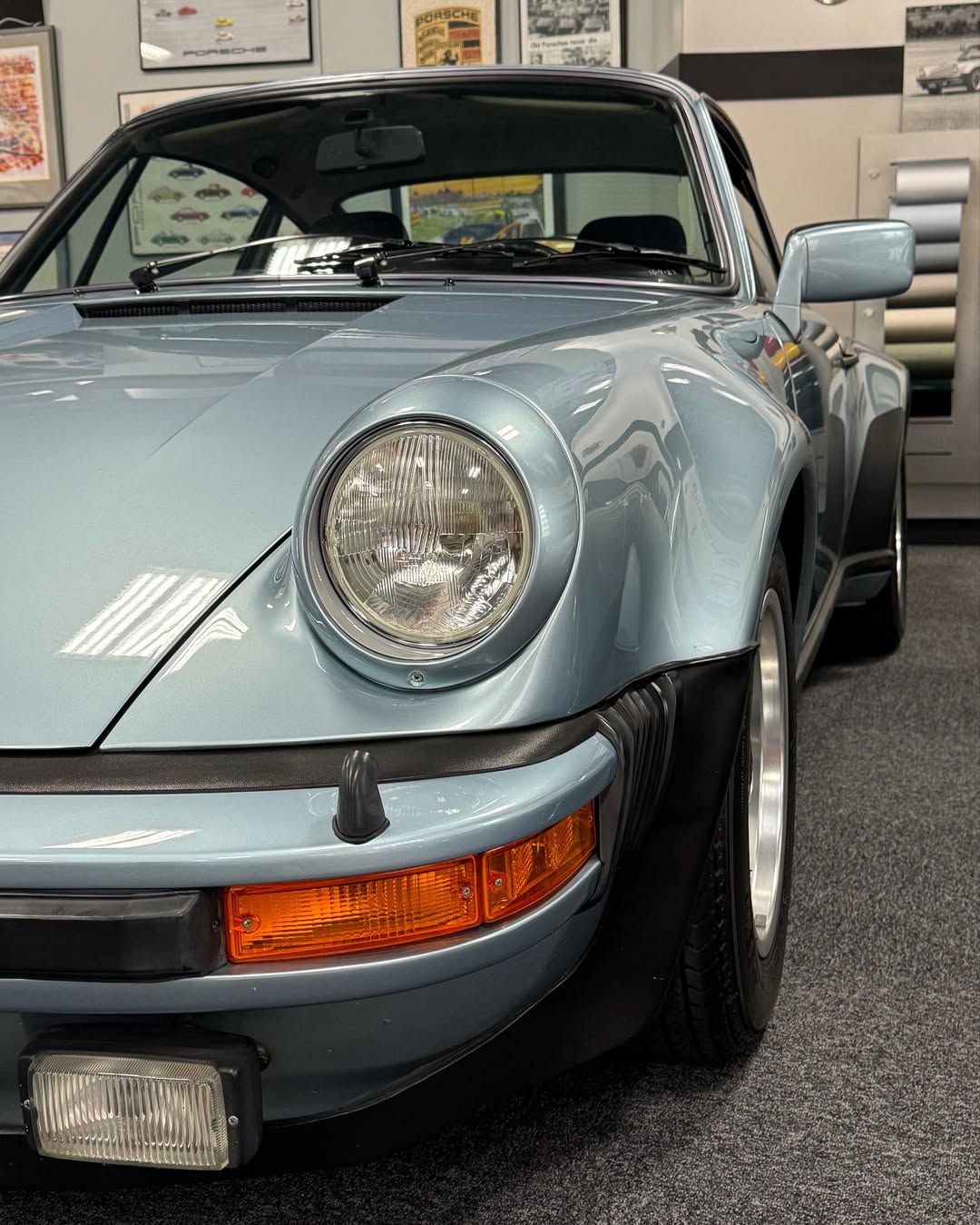 1976 Porsche 911 Turbo in Marathon Blue Metallic