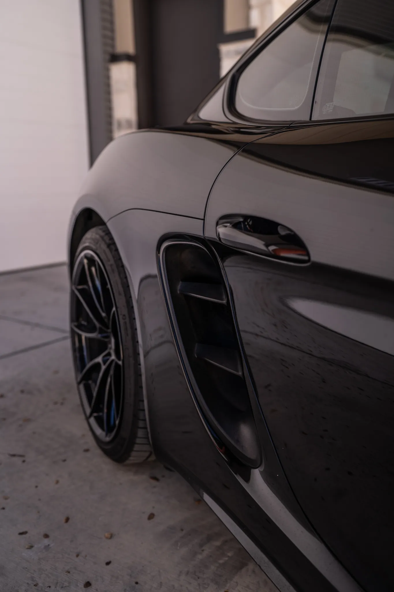 2017 Porsche 718 Cayman in Jet Black Metallic