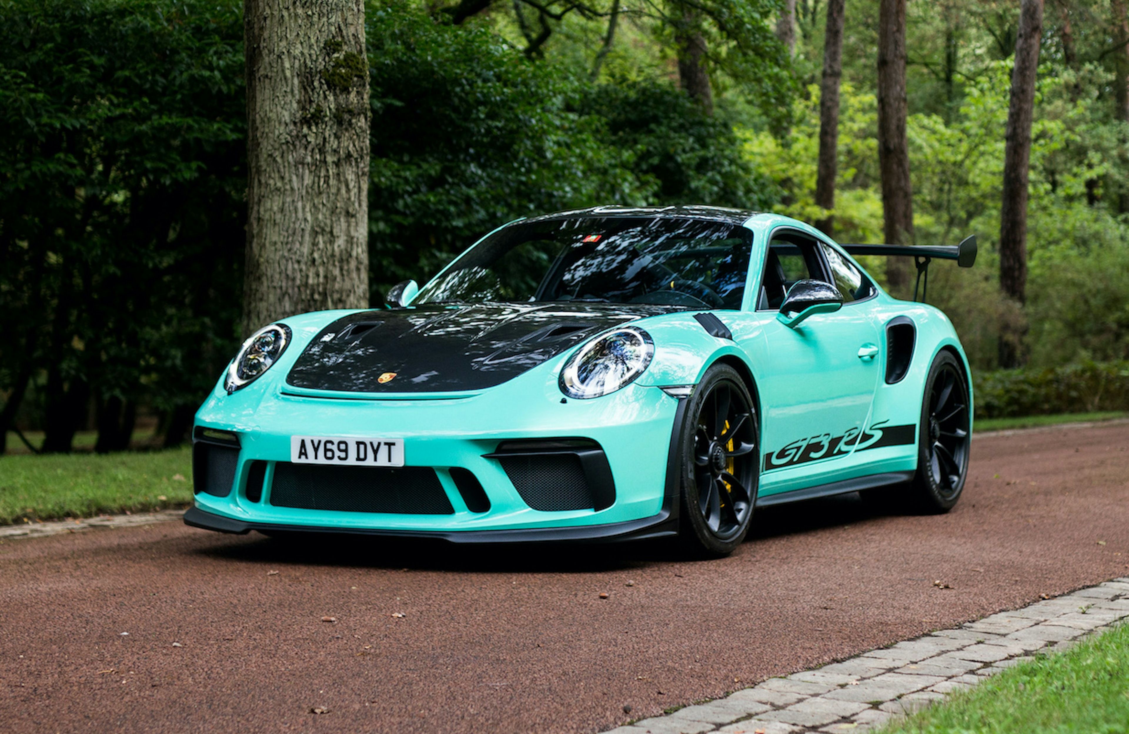 2019 Porsche 911 GT3 RS Weissach Pack in Mint Green