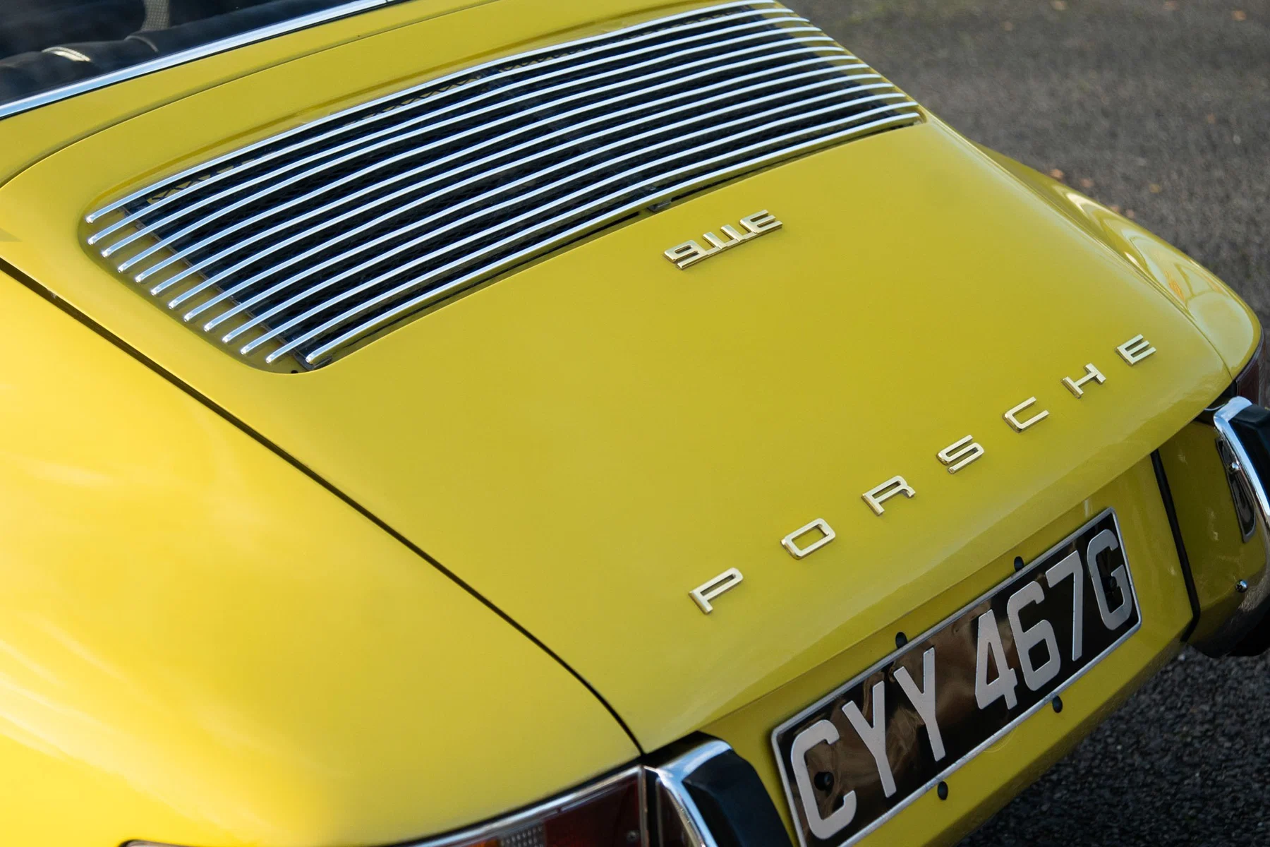 1969 Porsche 911E in Canary Yellow