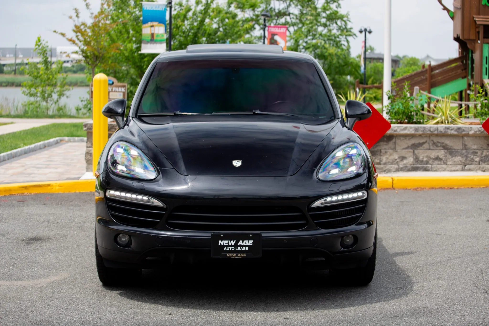 2014 Porsche Cayenne Diesel in Jet Black Metallic