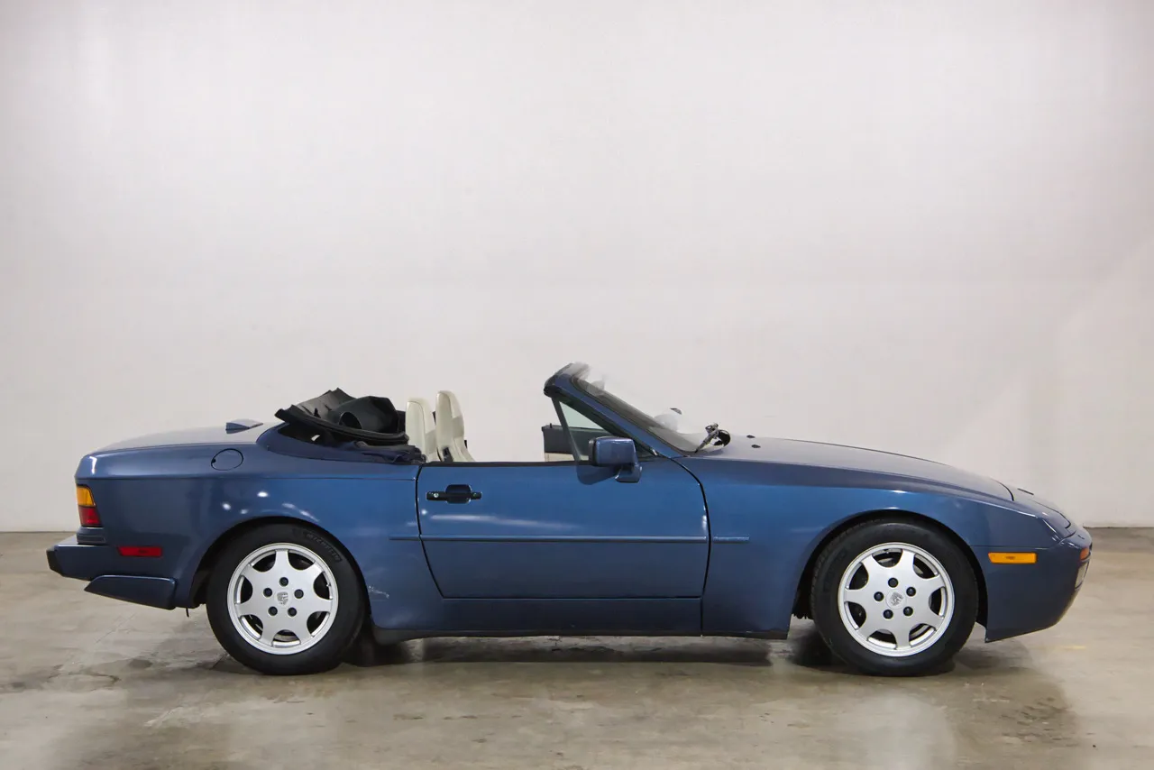 1990 Porsche 944 S2 Cabriolet in Dove Blue Metallic