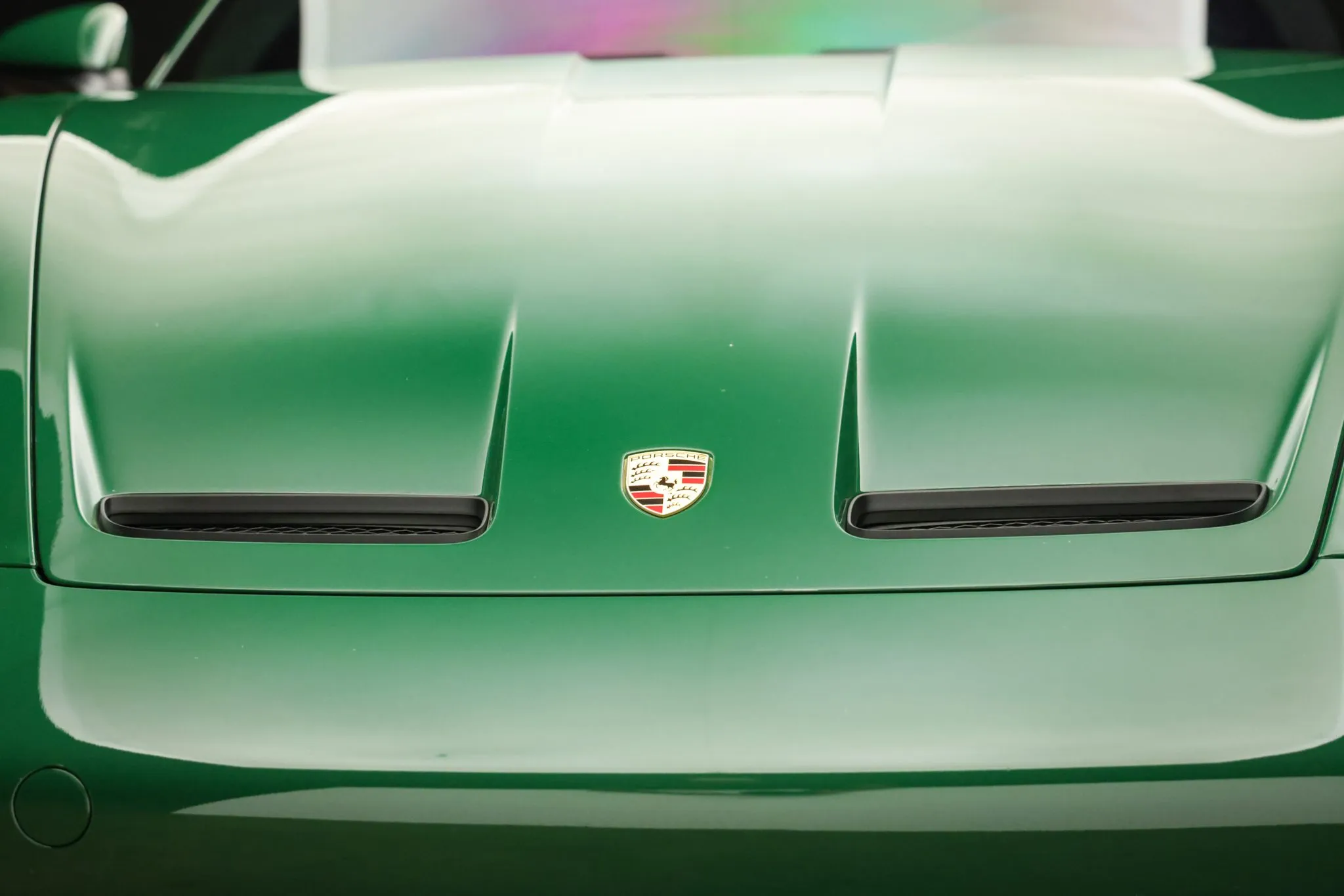 2022 Porsche 911 GT3 Touring in Irish Green