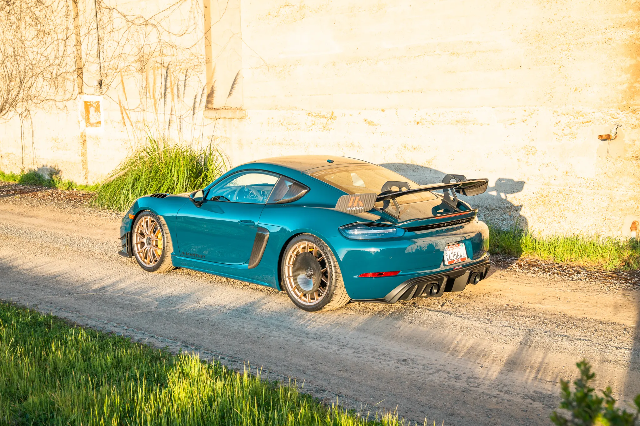2024 Porsche 718 Cayman GT4 RS in Fjord Green