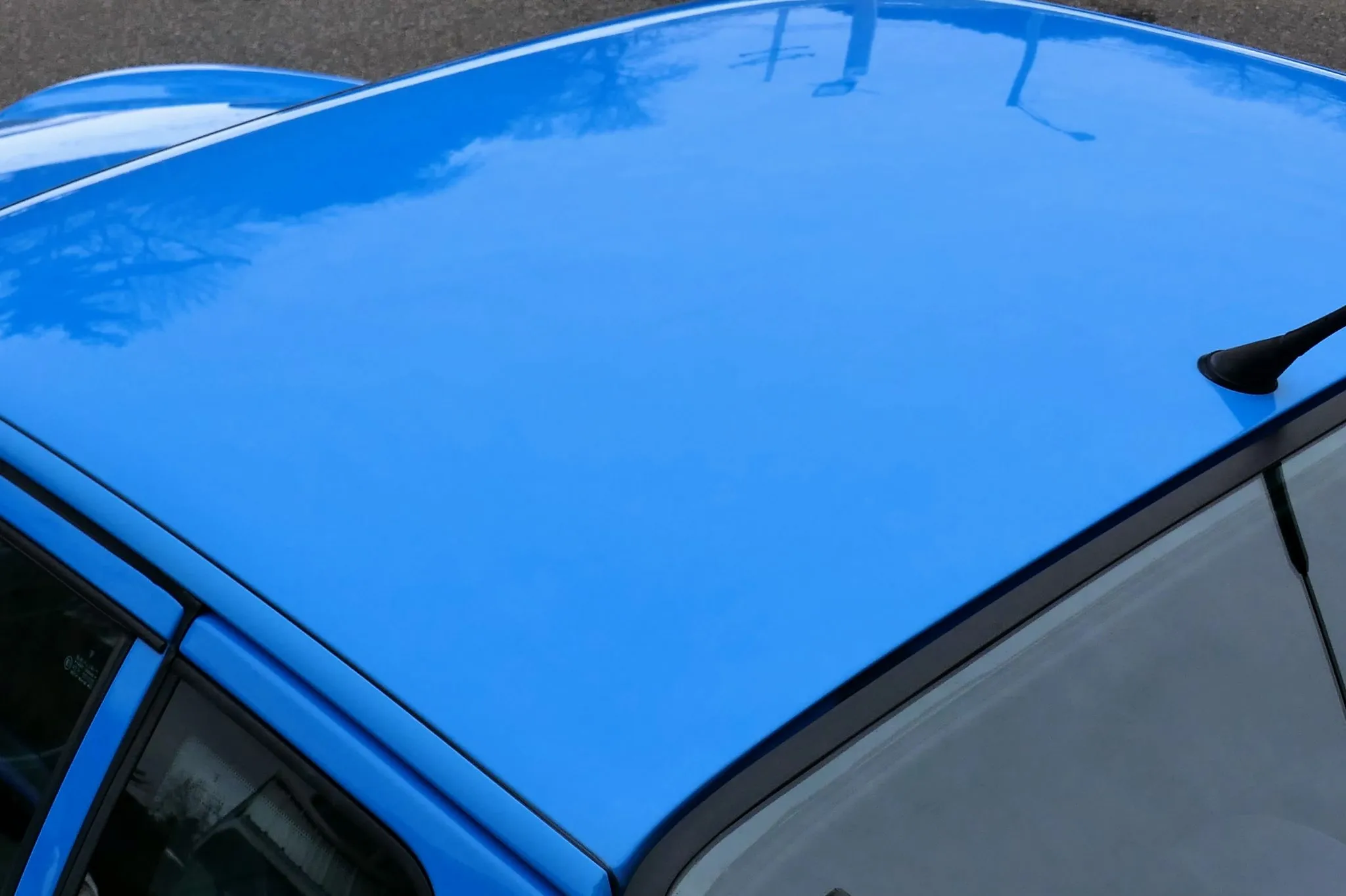 1994 Porsche 968 Coupe in Riviera Blue