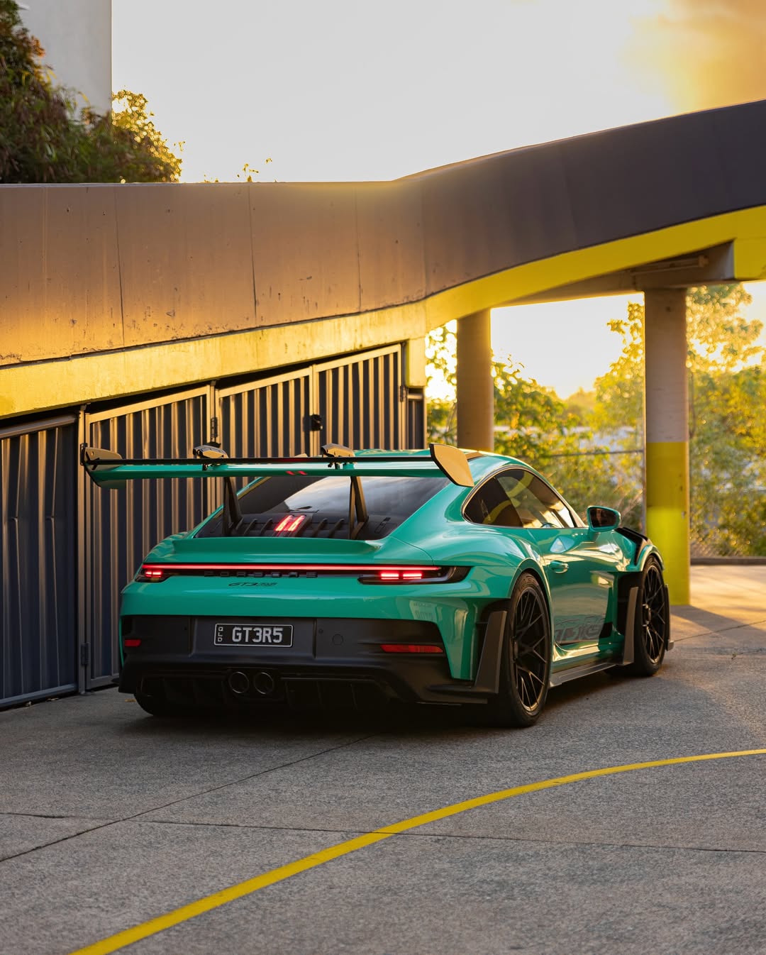 2025 Porsche 911 GT3 RS in Lighter Green