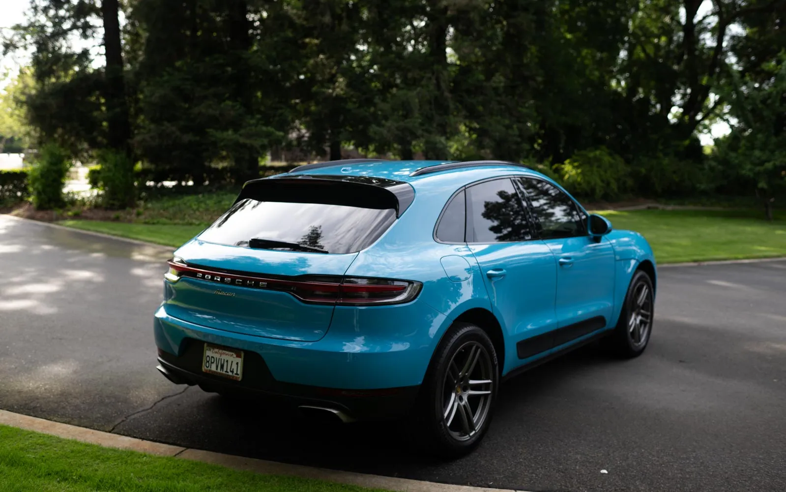 2020 Porsche Macan in Miami Blue