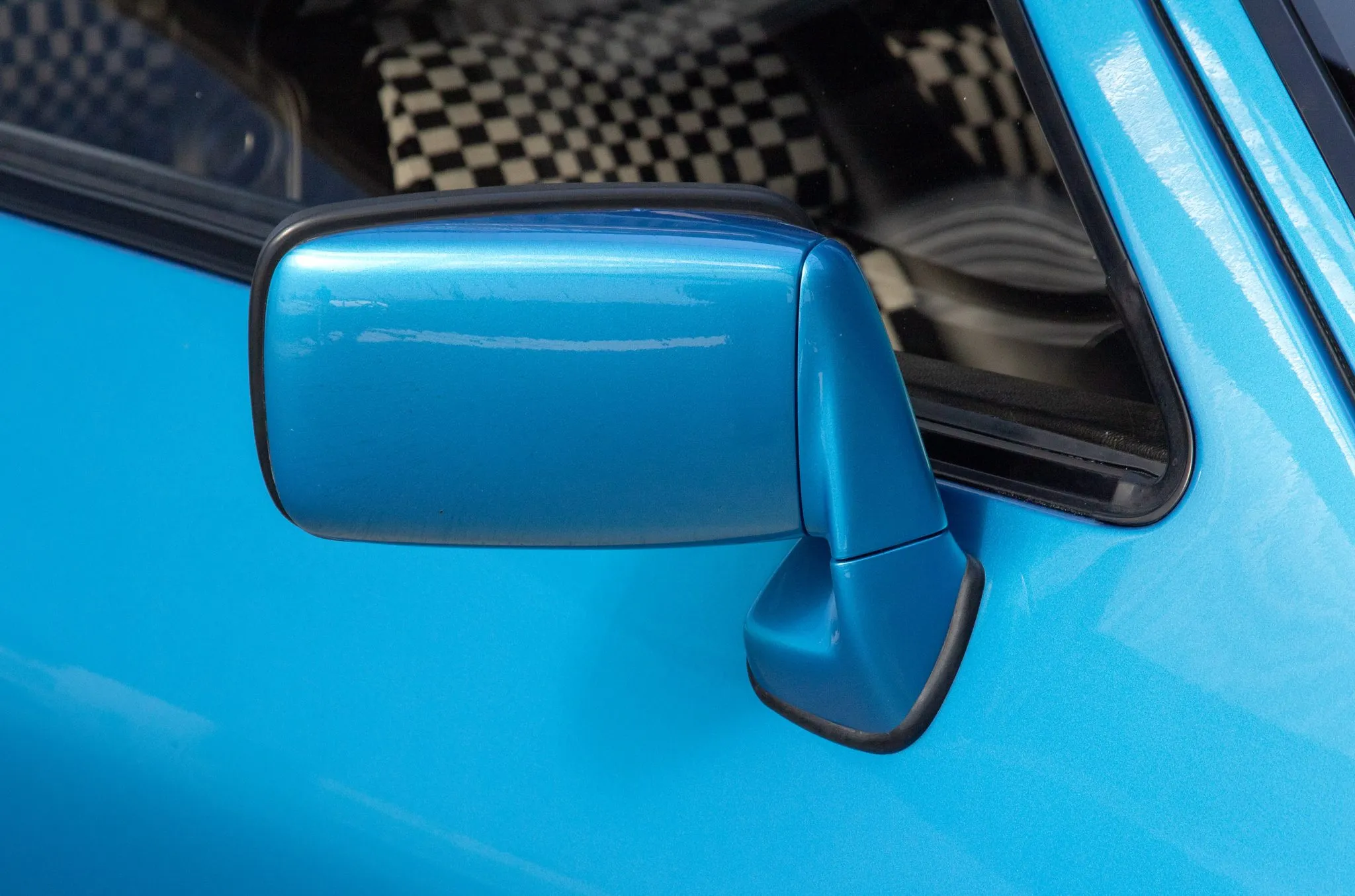 1979 Porsche 928 in Minerva Blue Metallic