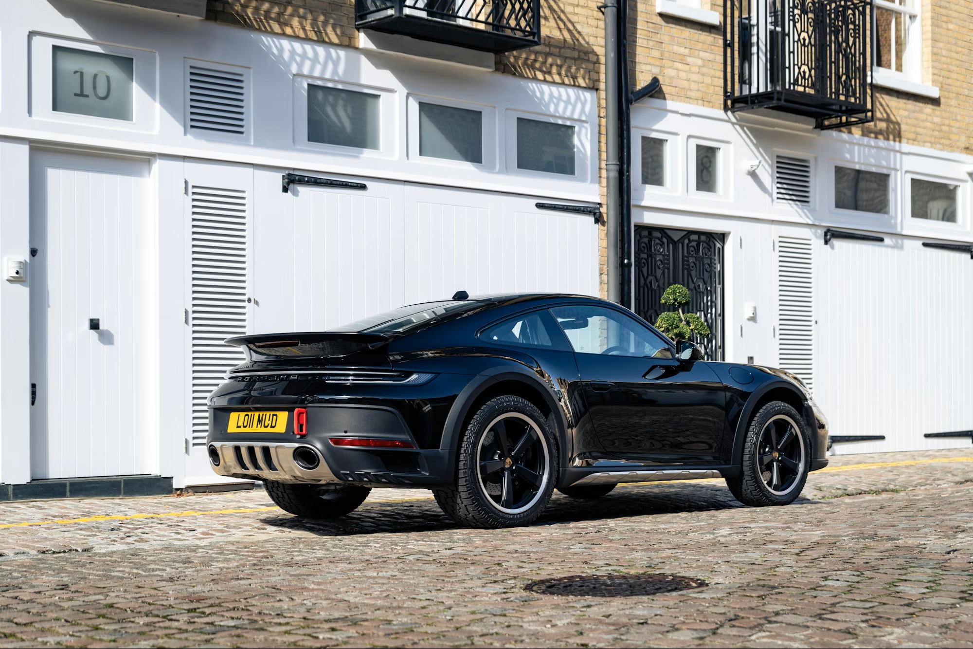 2023 Porsche 911 Dakar in Black