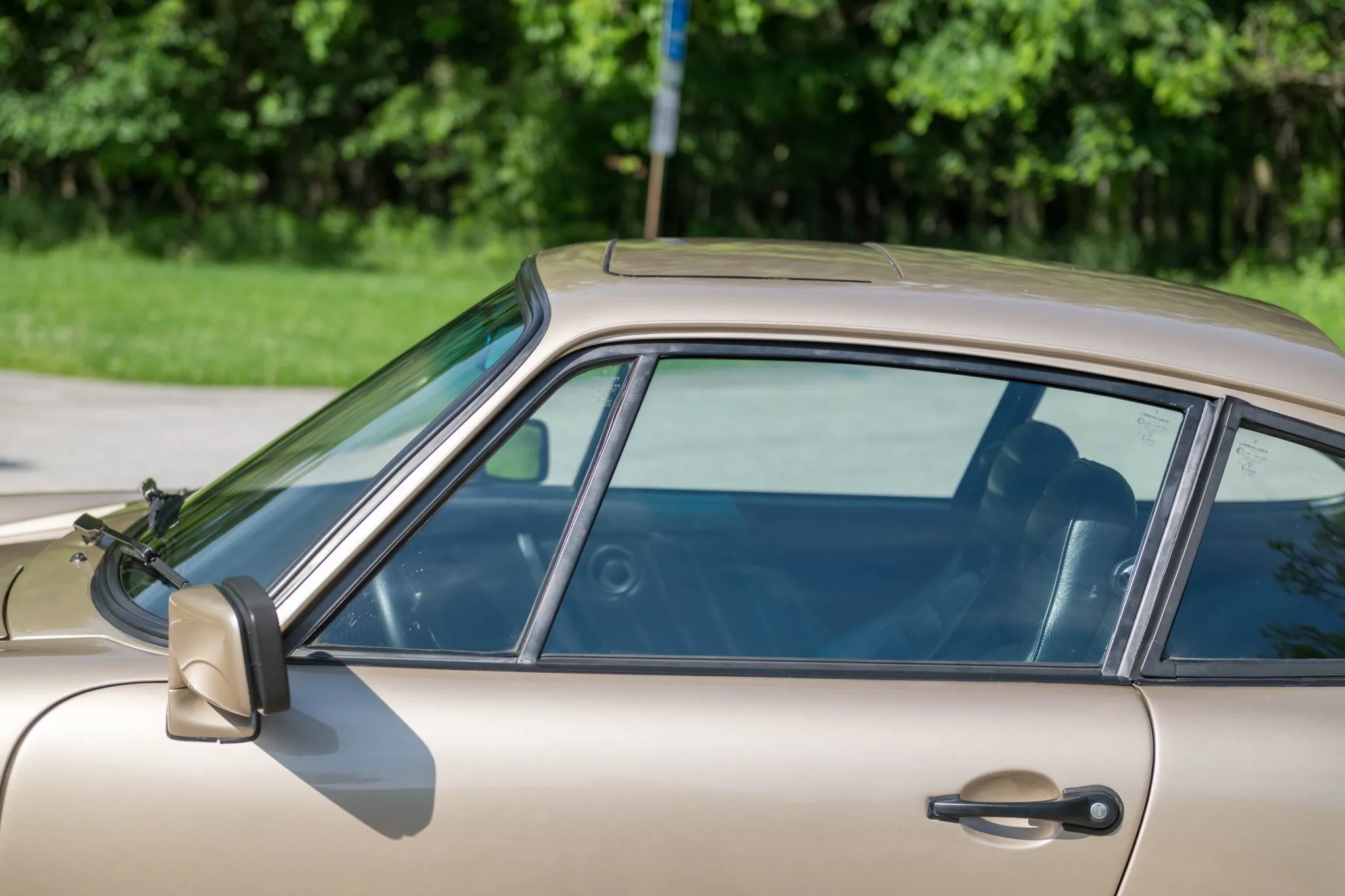 1982 Porsche 911SC Coupe in Platinum Metallic