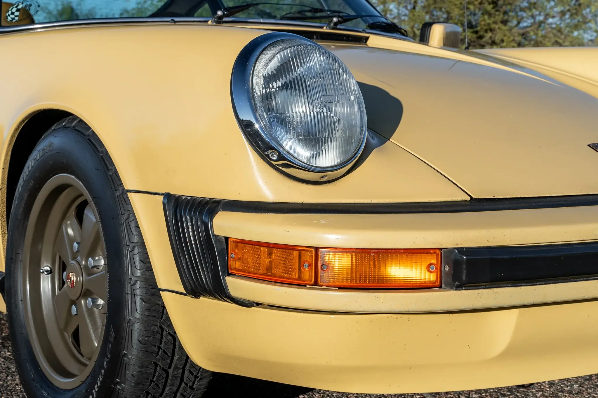 1976 Porsche 911S Coupe in Desert Beige Metallic