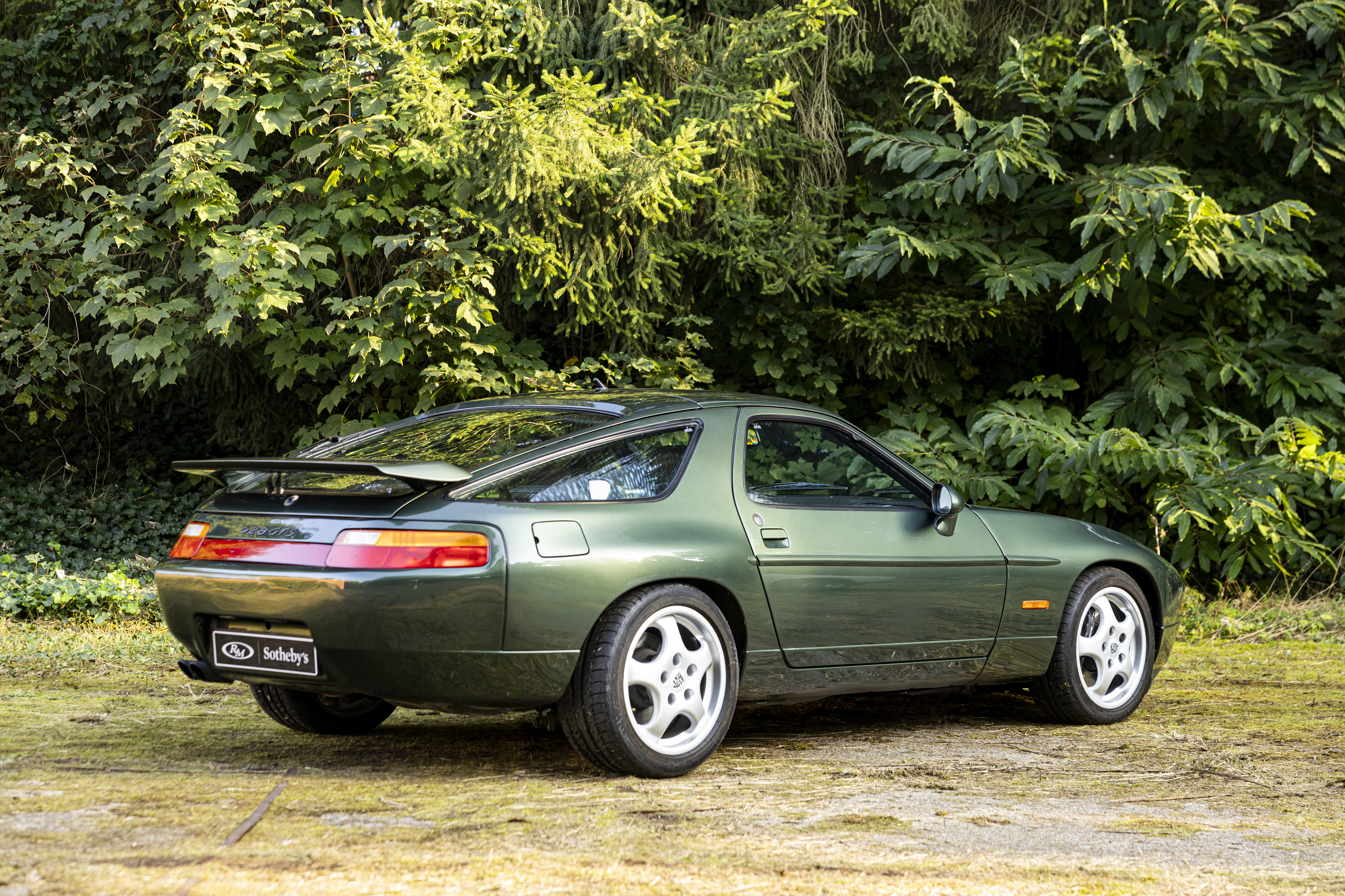 1993 Porsche 928 GTS in Oak Green Metallic