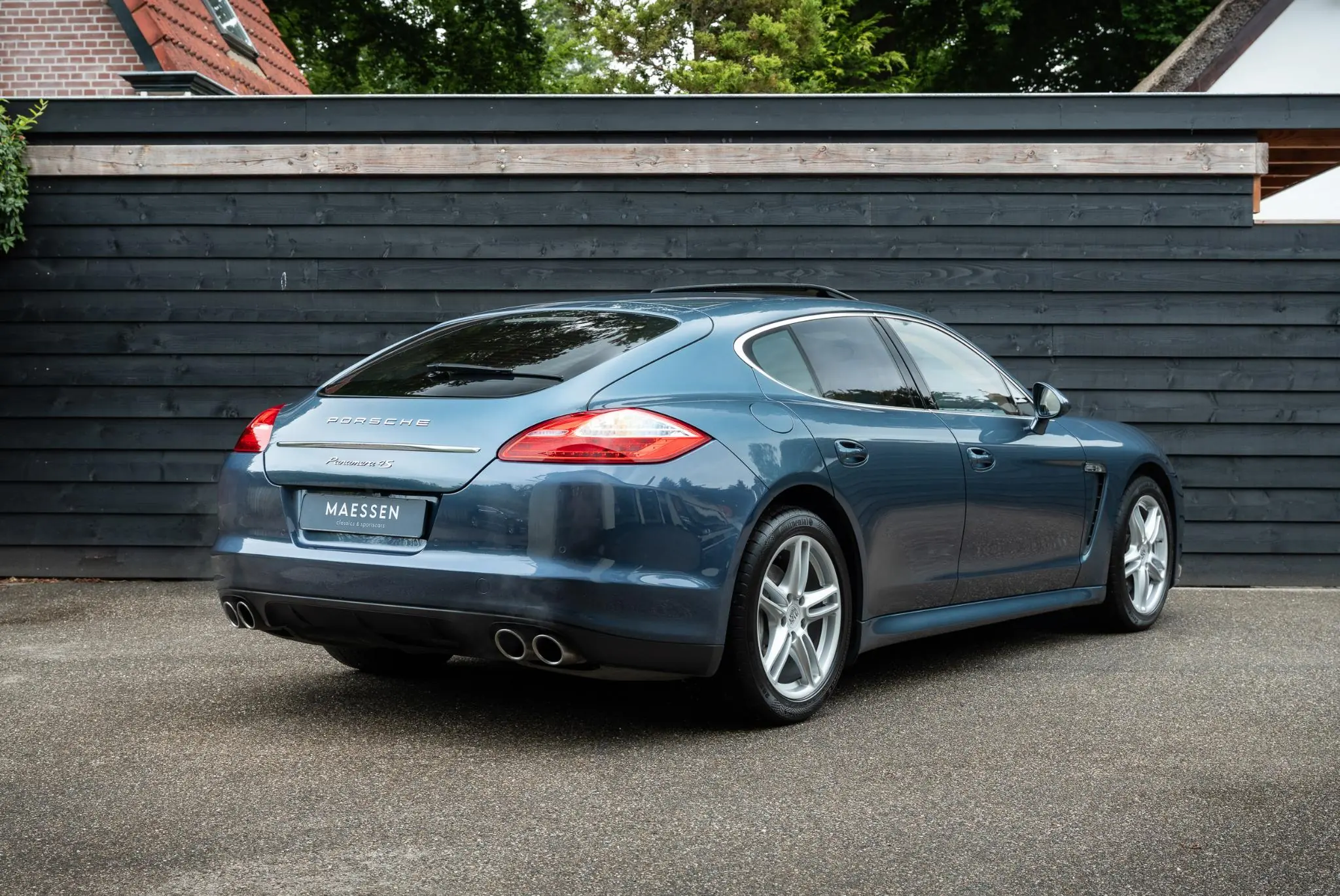 2010 Porsche Panamera 4S in Yachting Blue Metallic