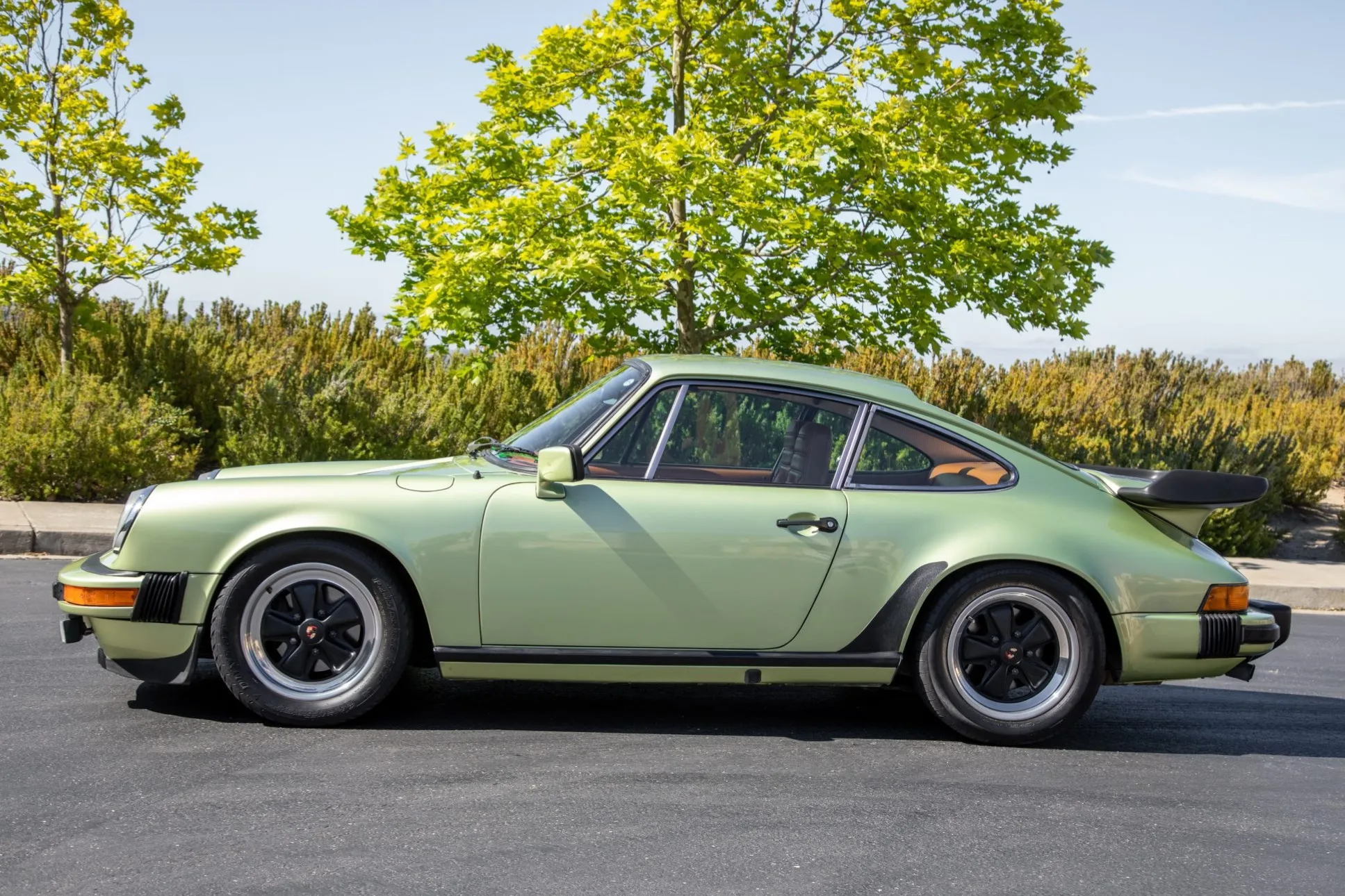 1980 Porsche 911SC Coupe in Light Green Metallic