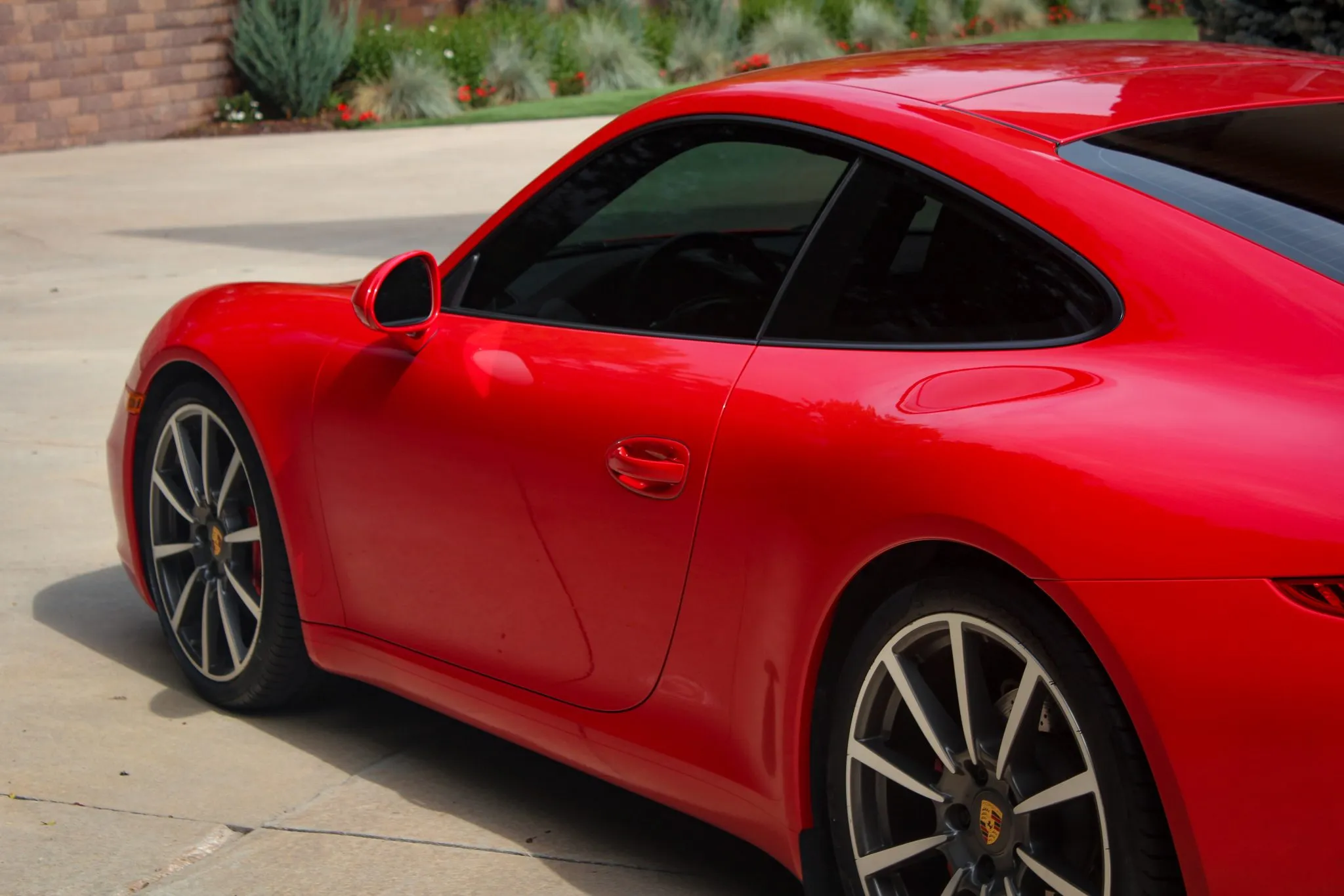 2015 Porsche 911 Carrera S Coupe in Guards Red