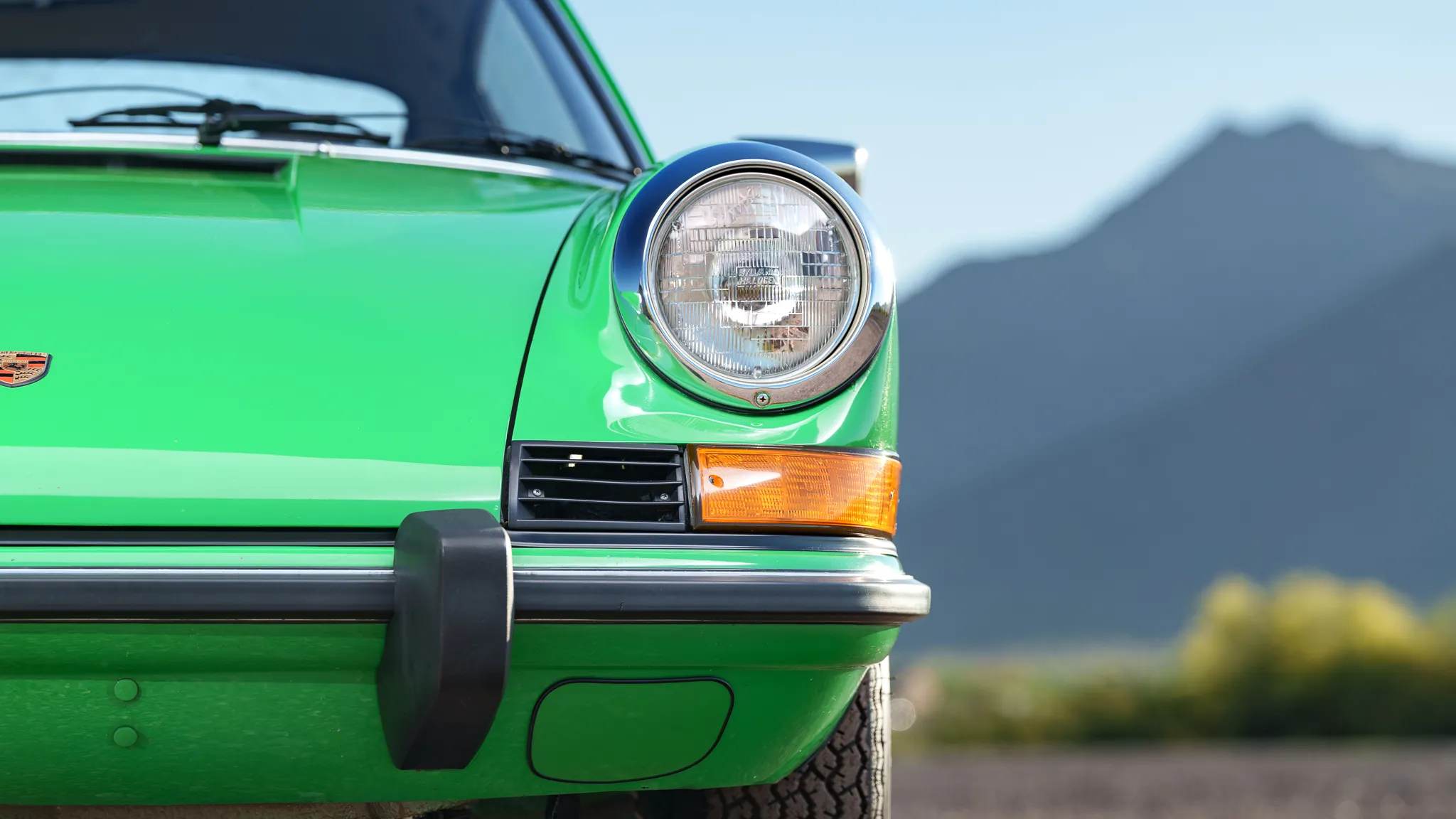 1973.5 Porsche 911T Coupe In Viper Green