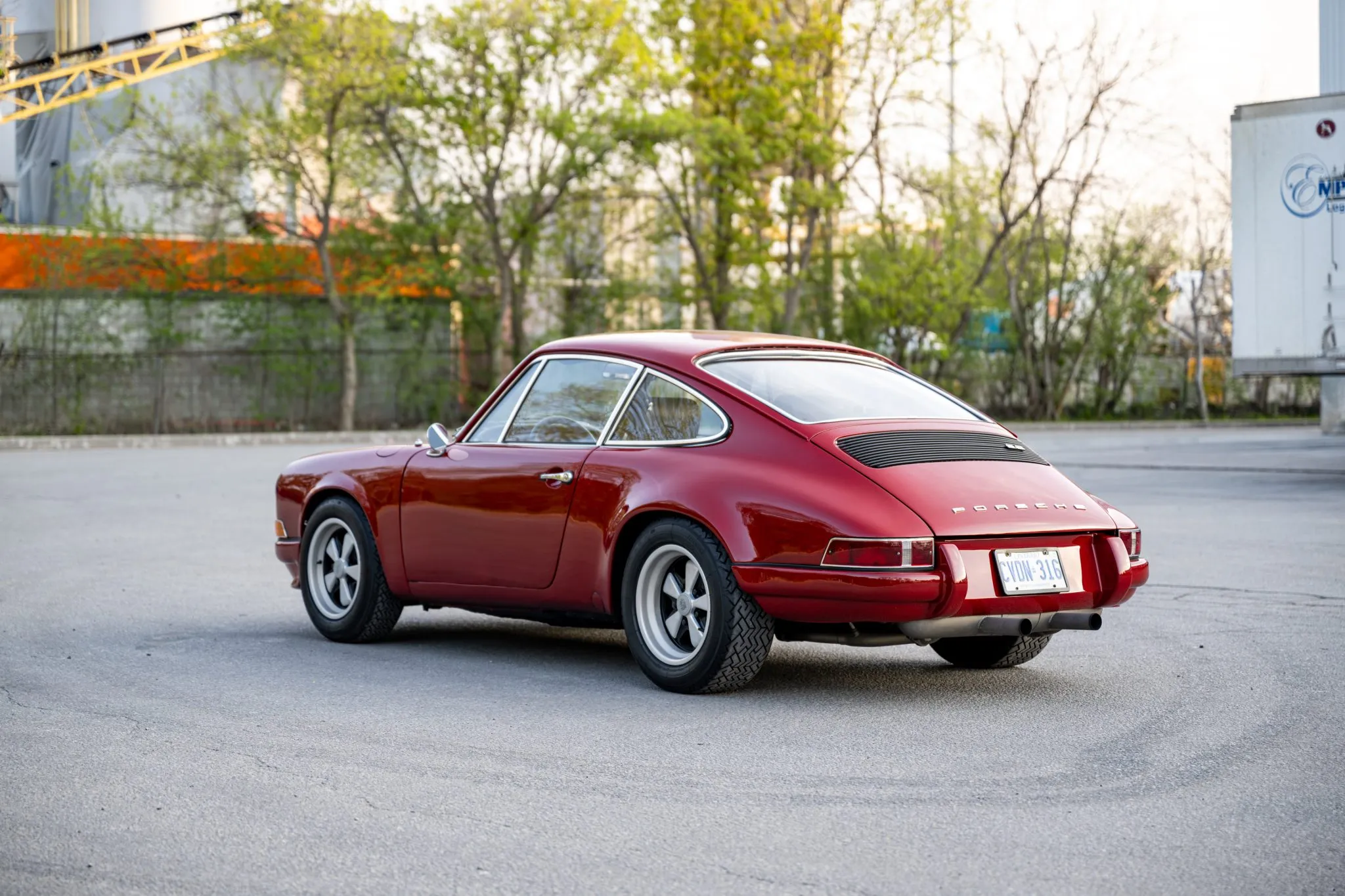 1971 Porsche 911T Coupe in Maroon