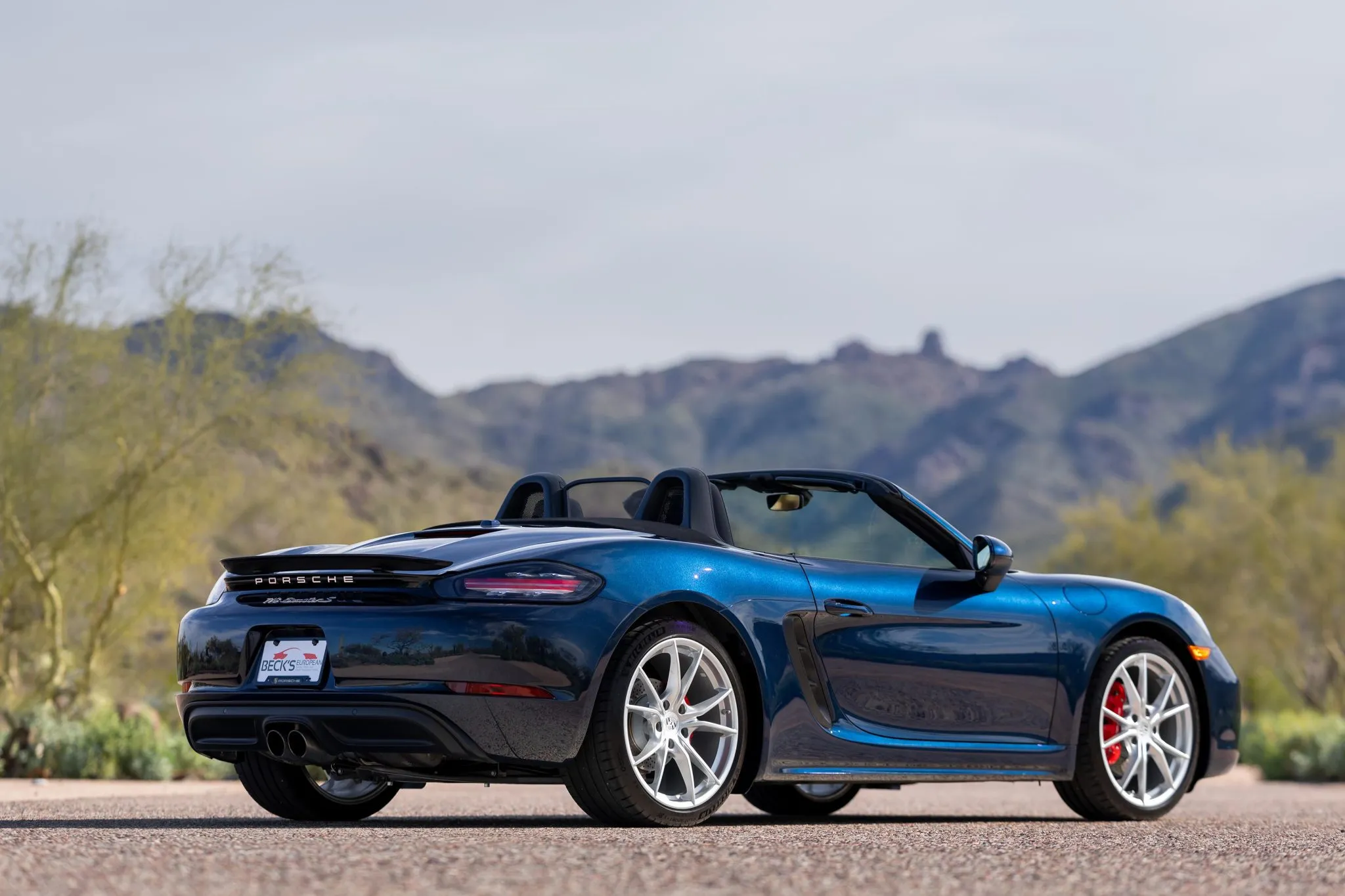 2019 Porsche 718 Boxster S in Night Blue Metallic