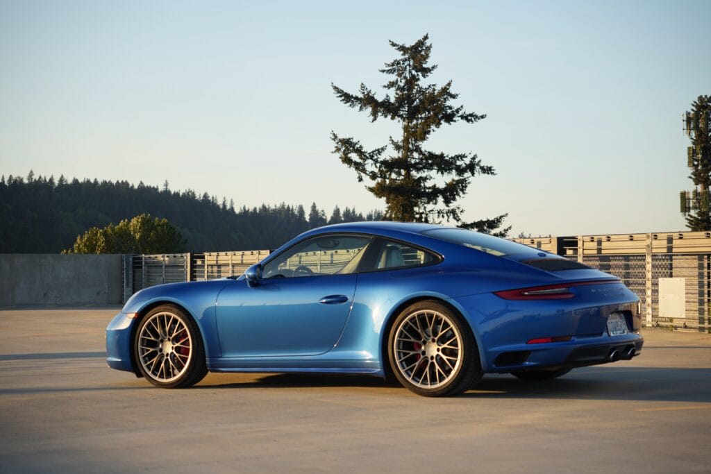 2017 Porsche 991.2 Carrera 4S Coupe In Sapphire Blue Metallic