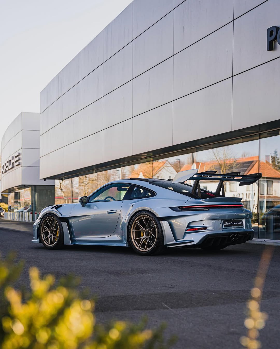 2024 Porsche 911 GT3 RS 'Weissach' in Azzurro Thetys Metallic