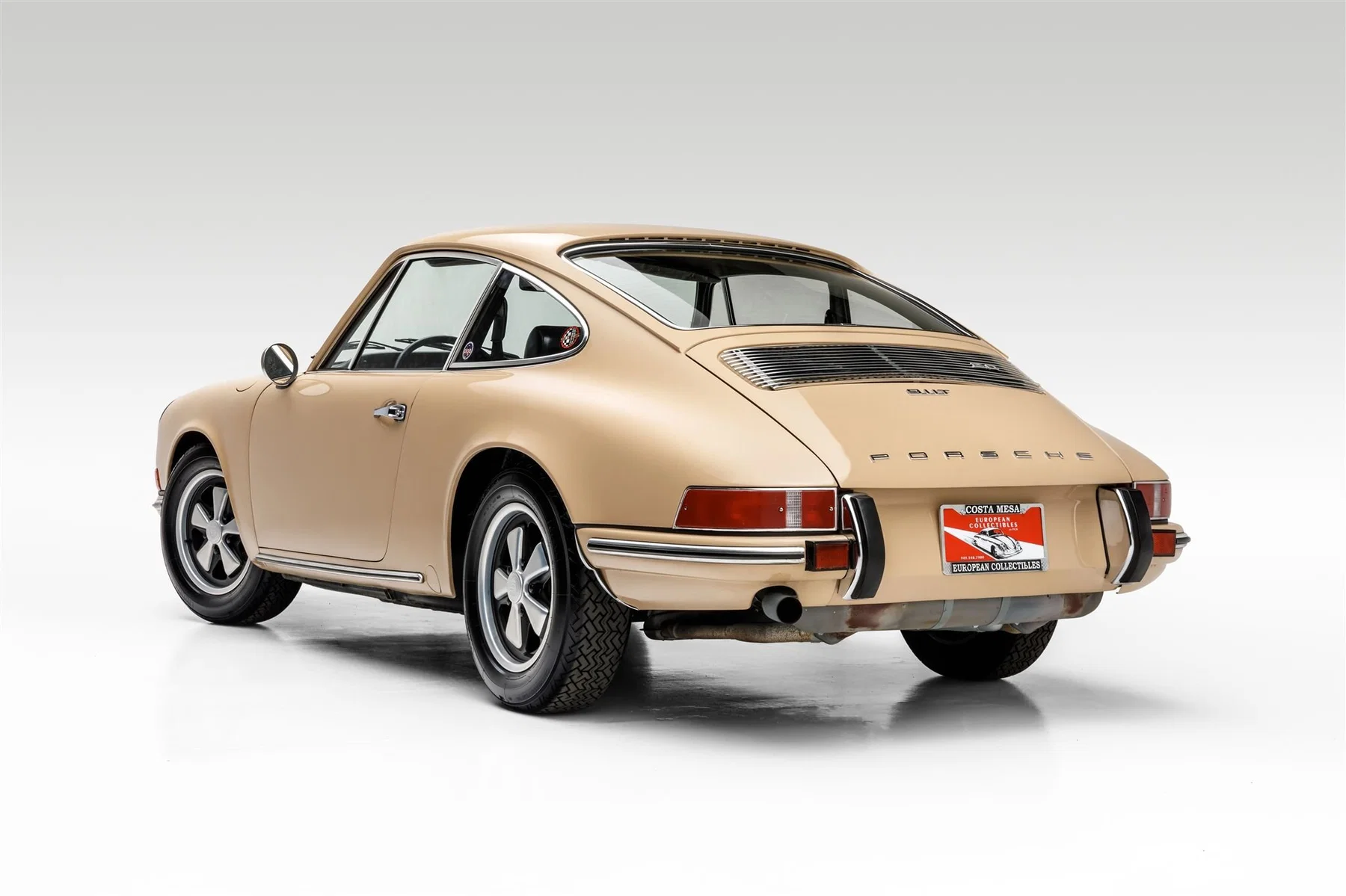 1969 Porsche 911 T In Sandbeige