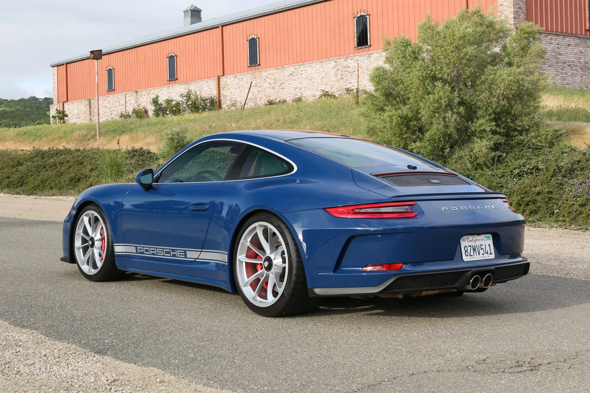 2018 Porsche 911 GT3 Touring in Pantone 296C