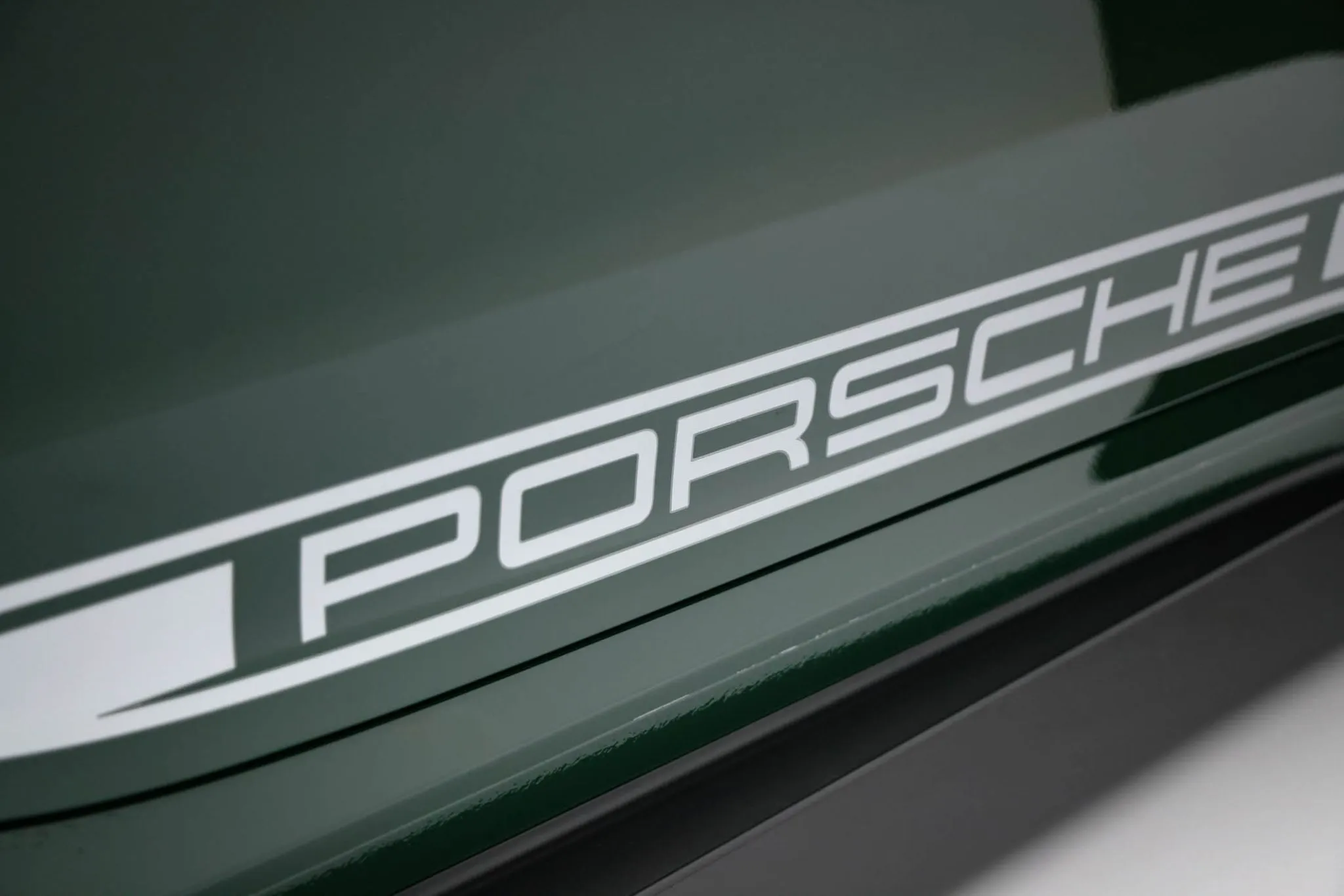 2022 Porsche 911 GT3 Touring in British Racing Green