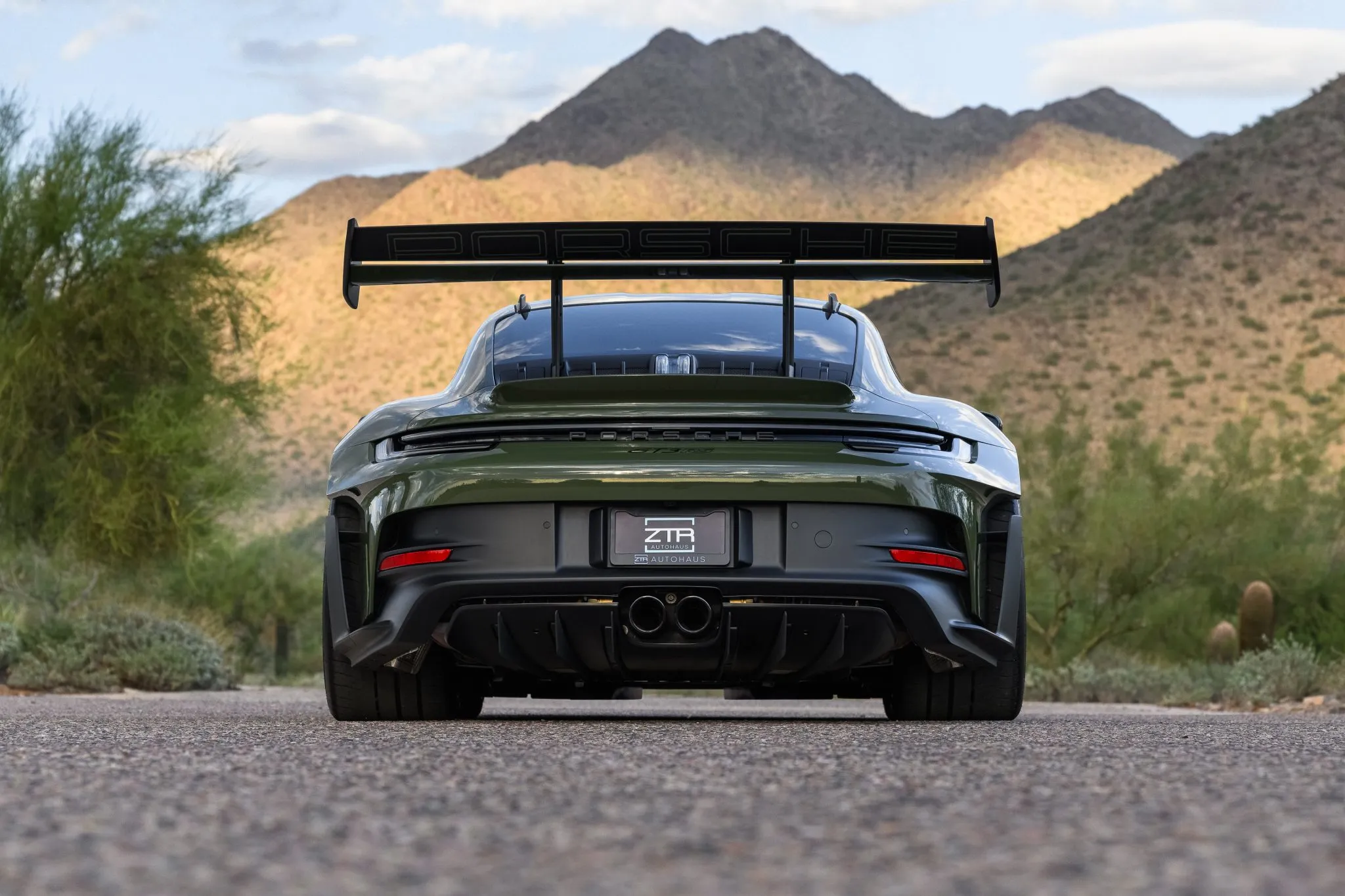 2024 Porsche 911 GT3 RS in Nato Olive