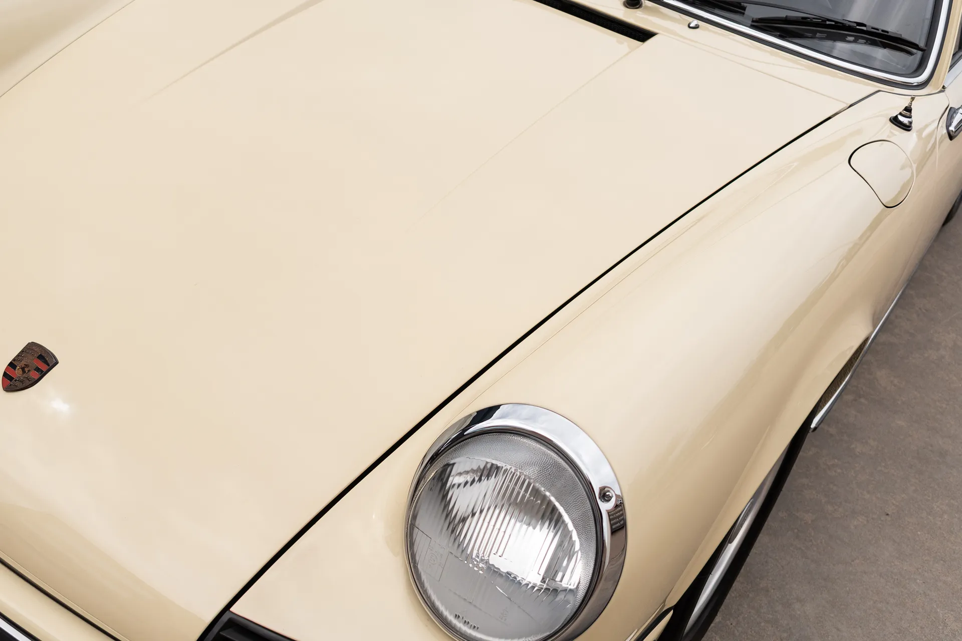 1973 Porsche 911S Coupe in Ivory
