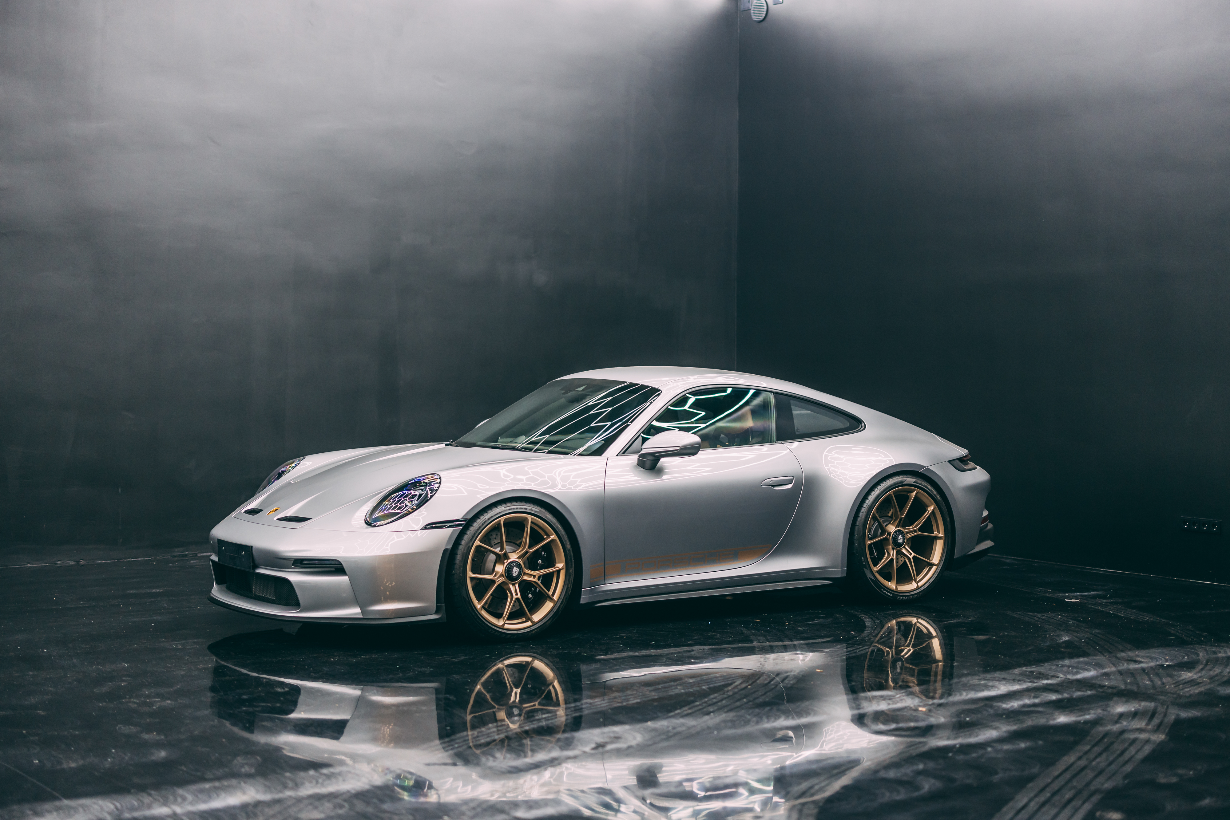 2022 Porsche 911 GT3 Touring Package in GT Silver Metallic
