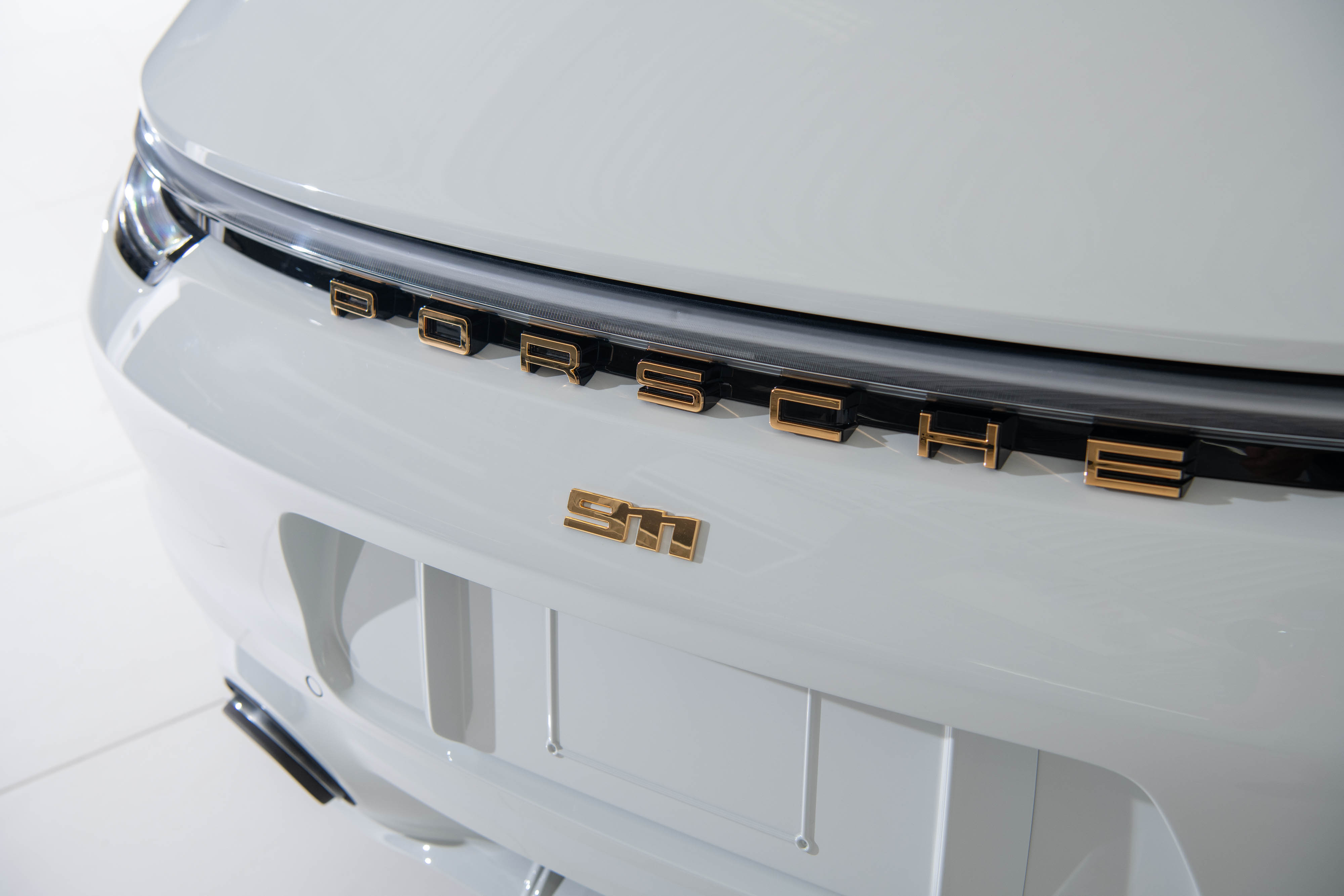 2021 Porsche 911 Targa 4S Heritage Design Edition in Pure White