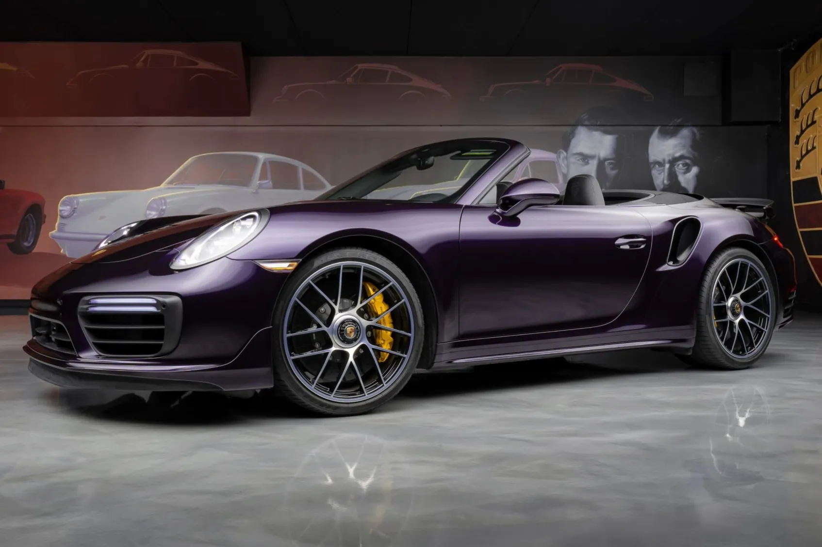 2019 Porsche 911 Turbo S Cabriolet In Viola Metallic