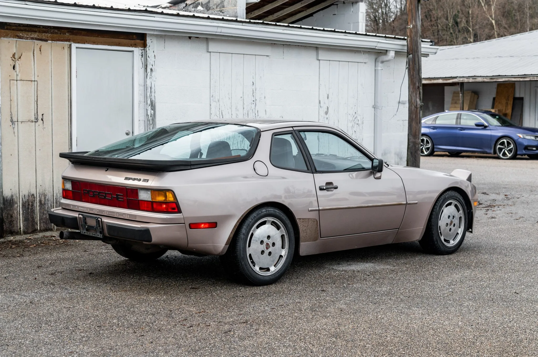 1987 Porsche 944S in Flamingo Metallic