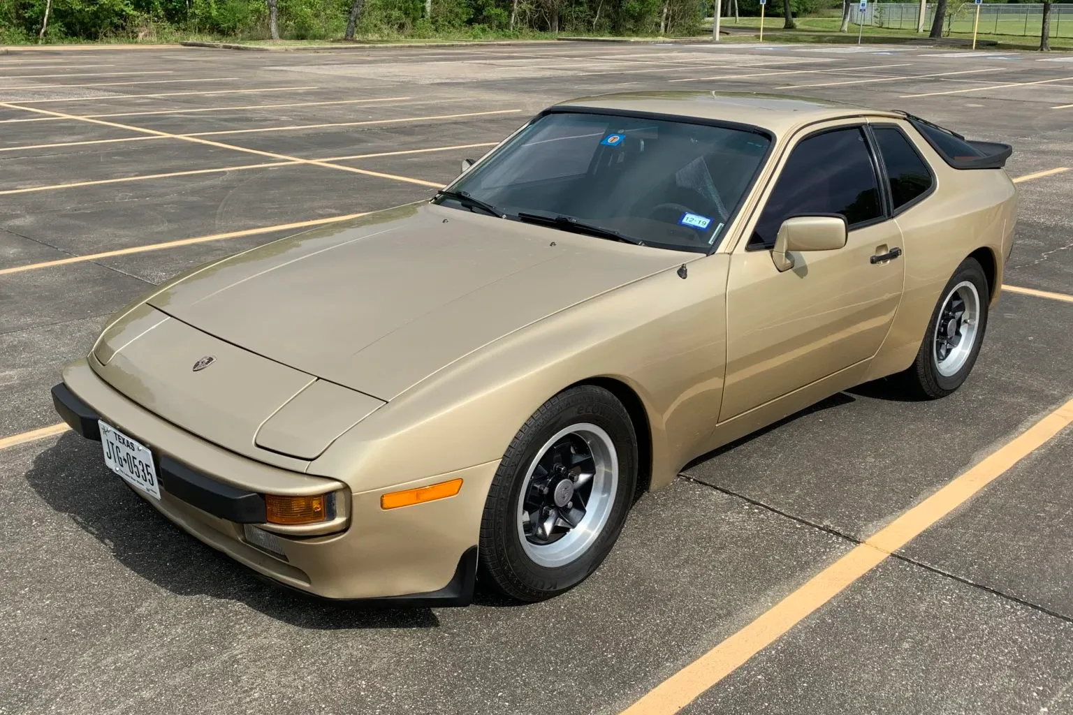 1984 Porsche 944 in Light Bronze Metallic