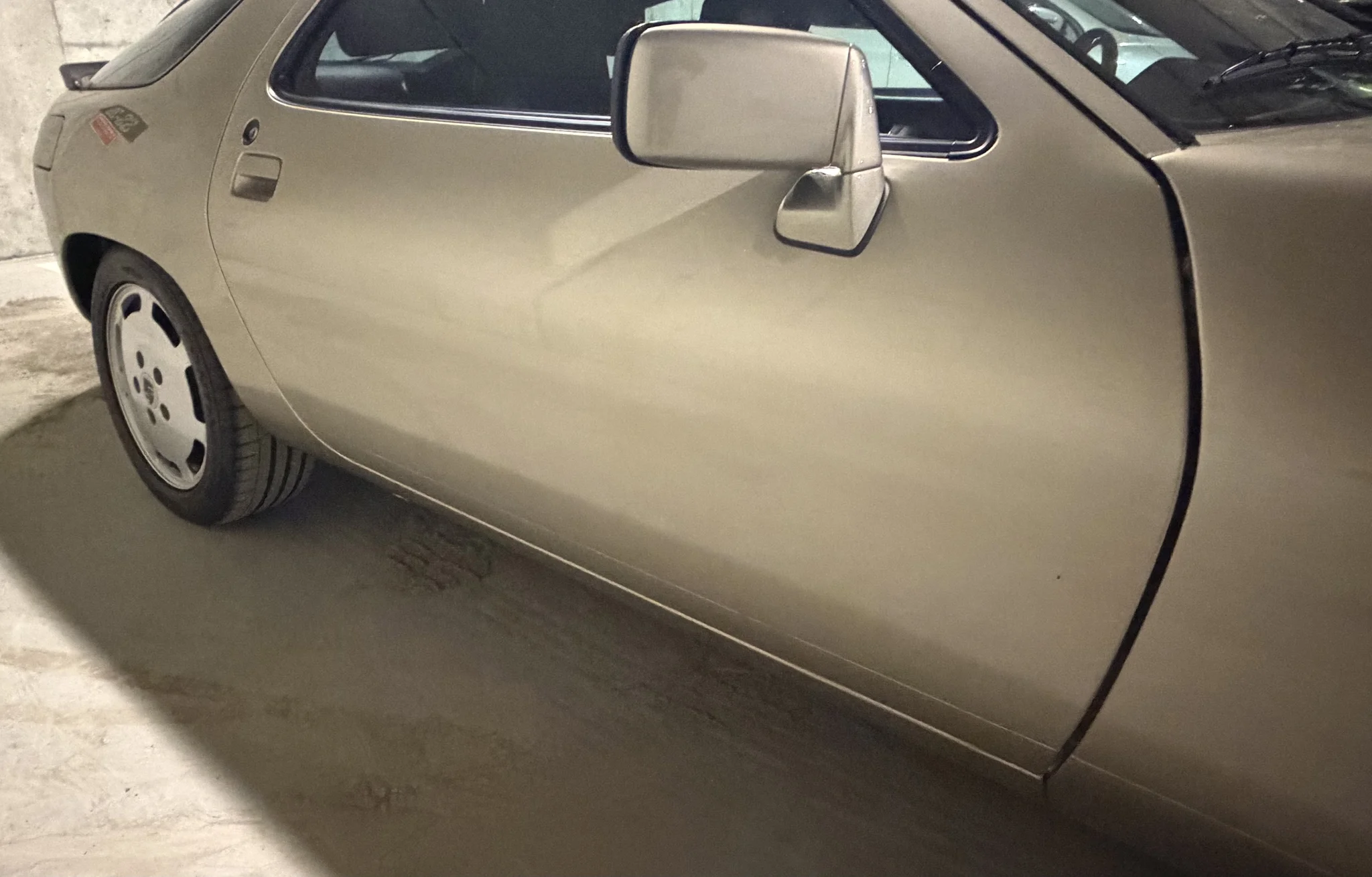 1986.5 Porsche 928 S in White Gold Metallic