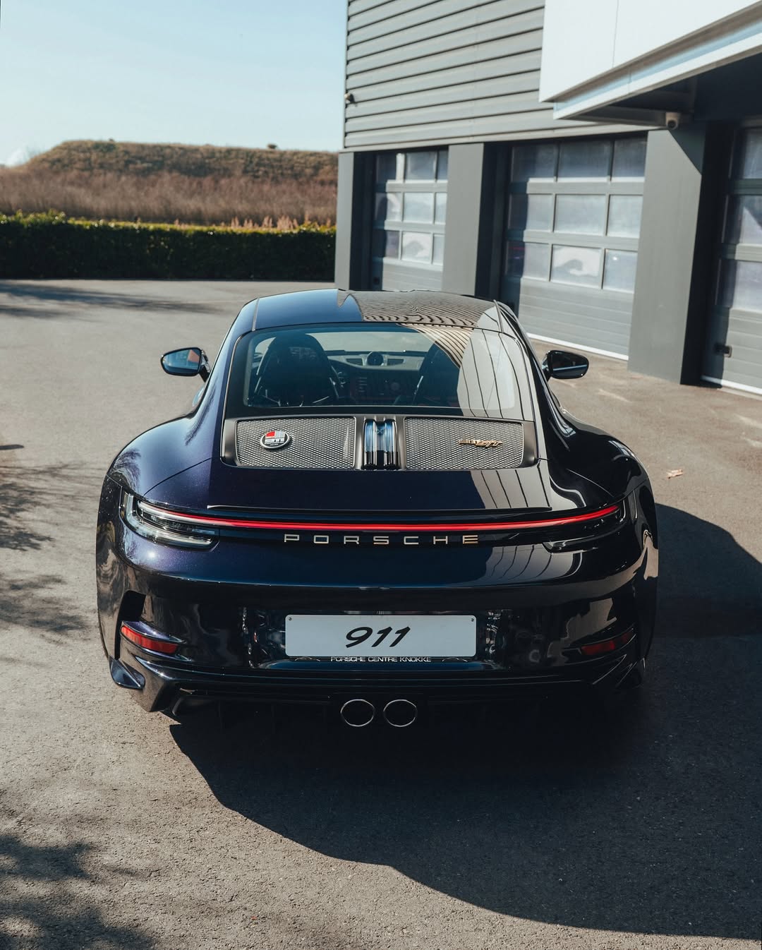 2025 Porsche 911 S/T in Carbon Black Metallic