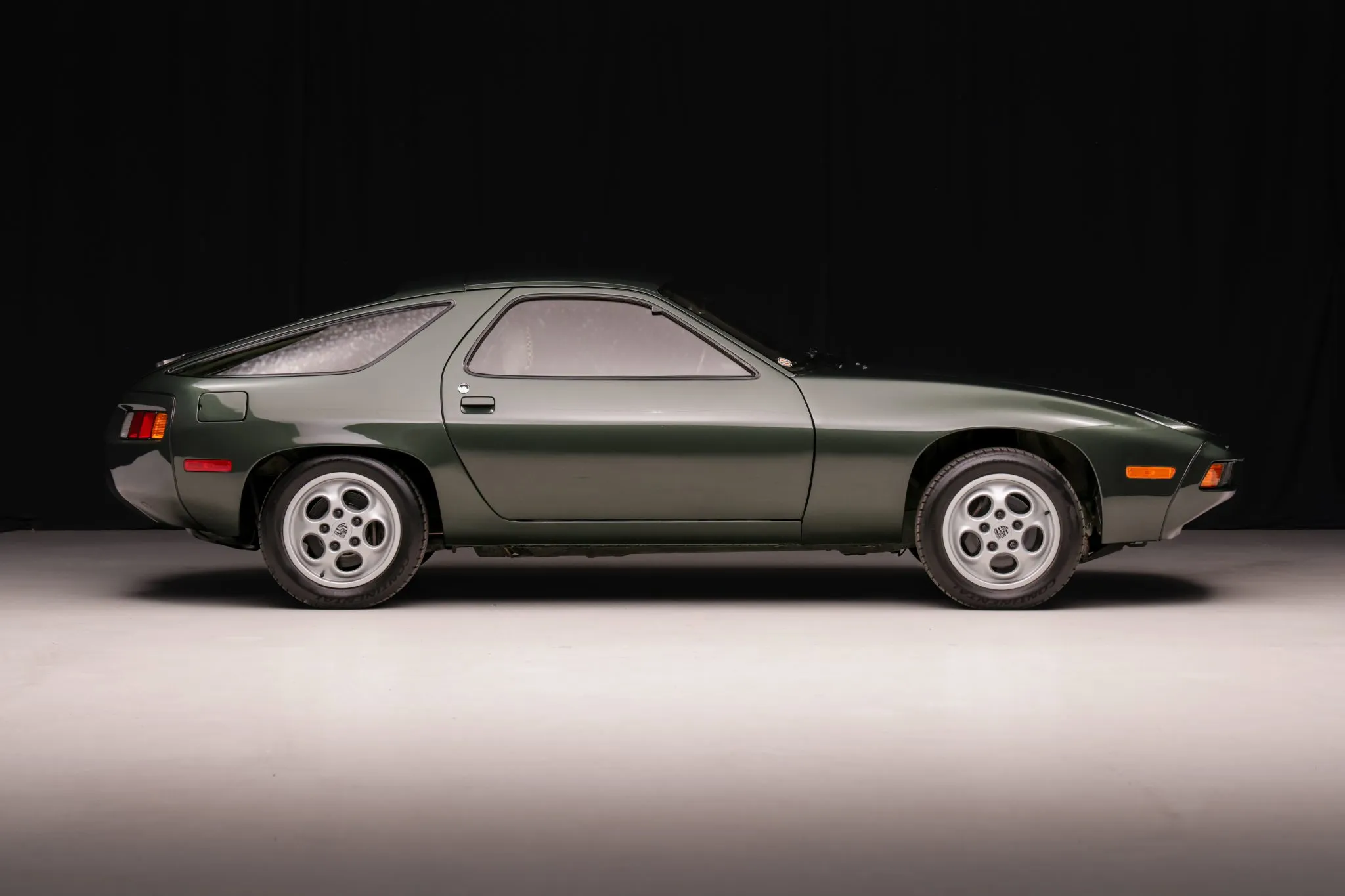 1978 Porsche 928 in Oak Green Metallic