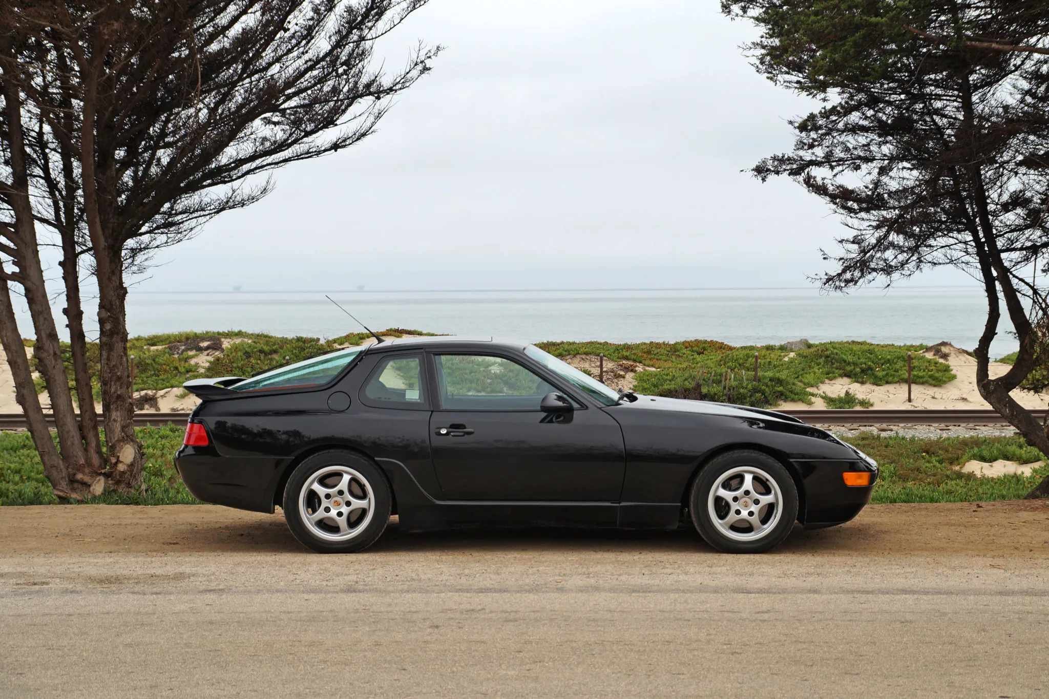 1992 Porsche 968 Coupe in Black