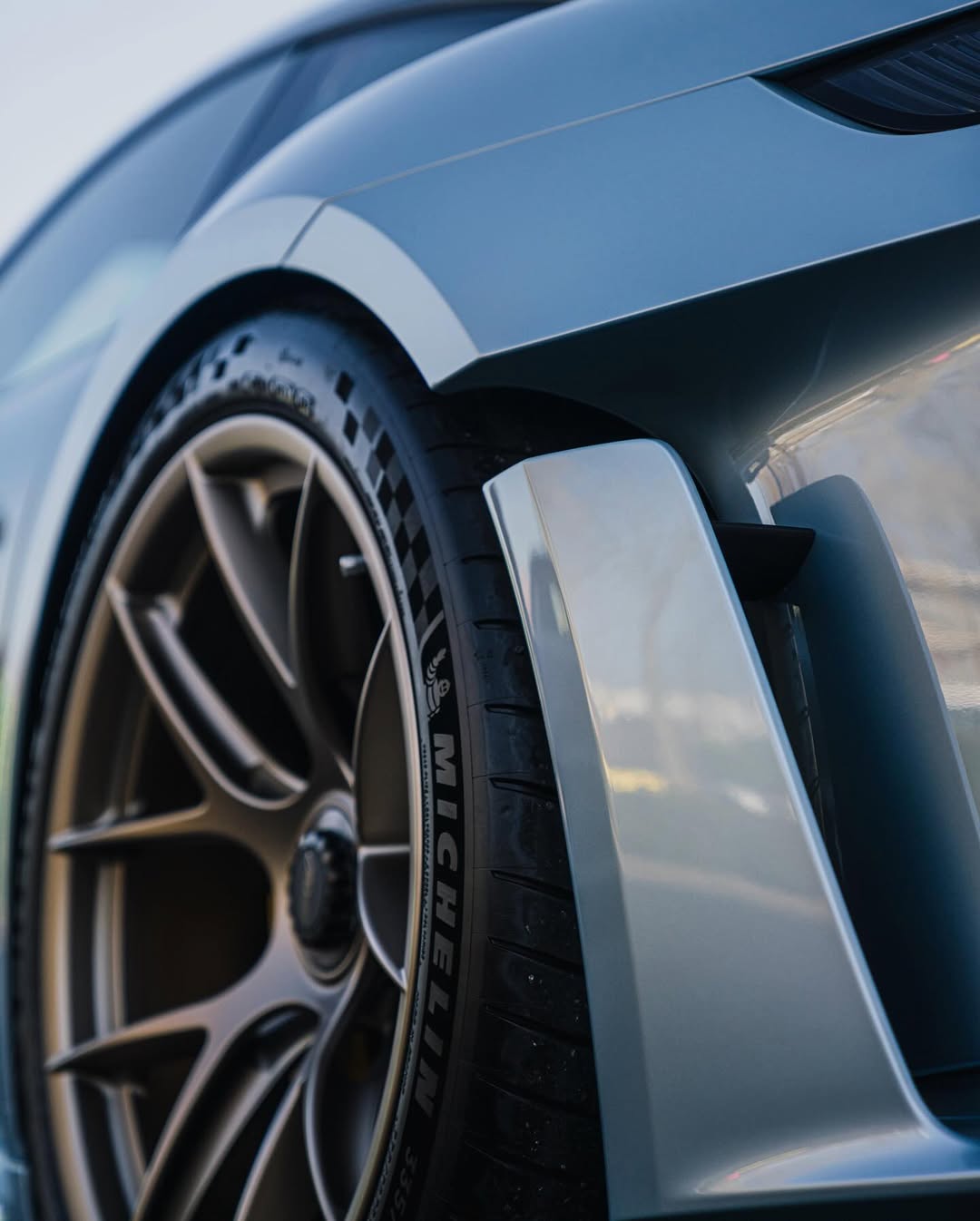 2024 Porsche 911 GT3 RS 'Weissach' in Azzurro Thetys Metallic