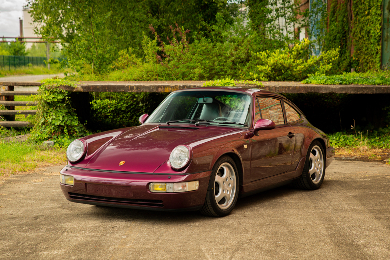 1992 Porsche 911 Carrera 4 in Amethyst Pearl
