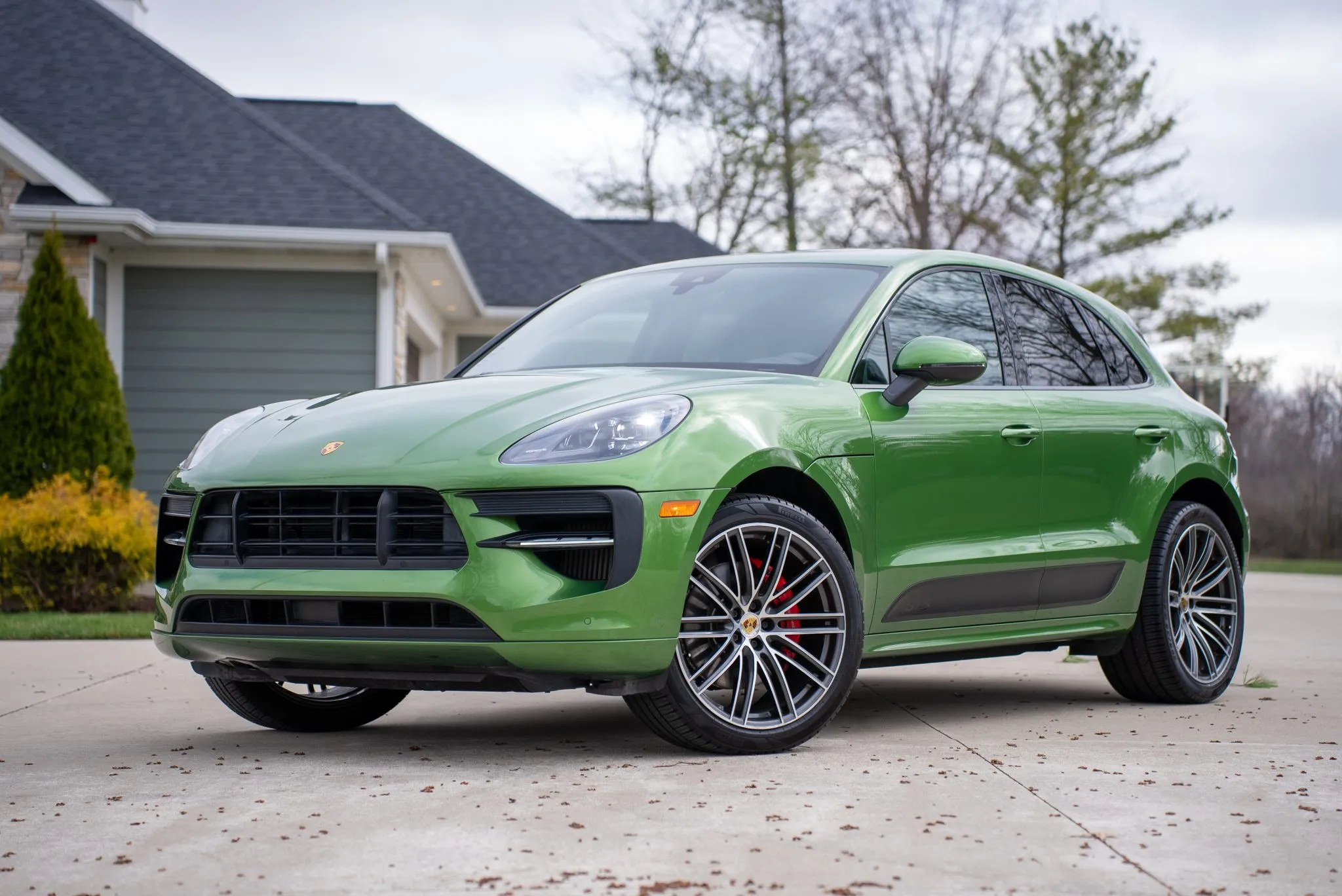 2020 Porsche Macan GTS in Mamba Green Metallic