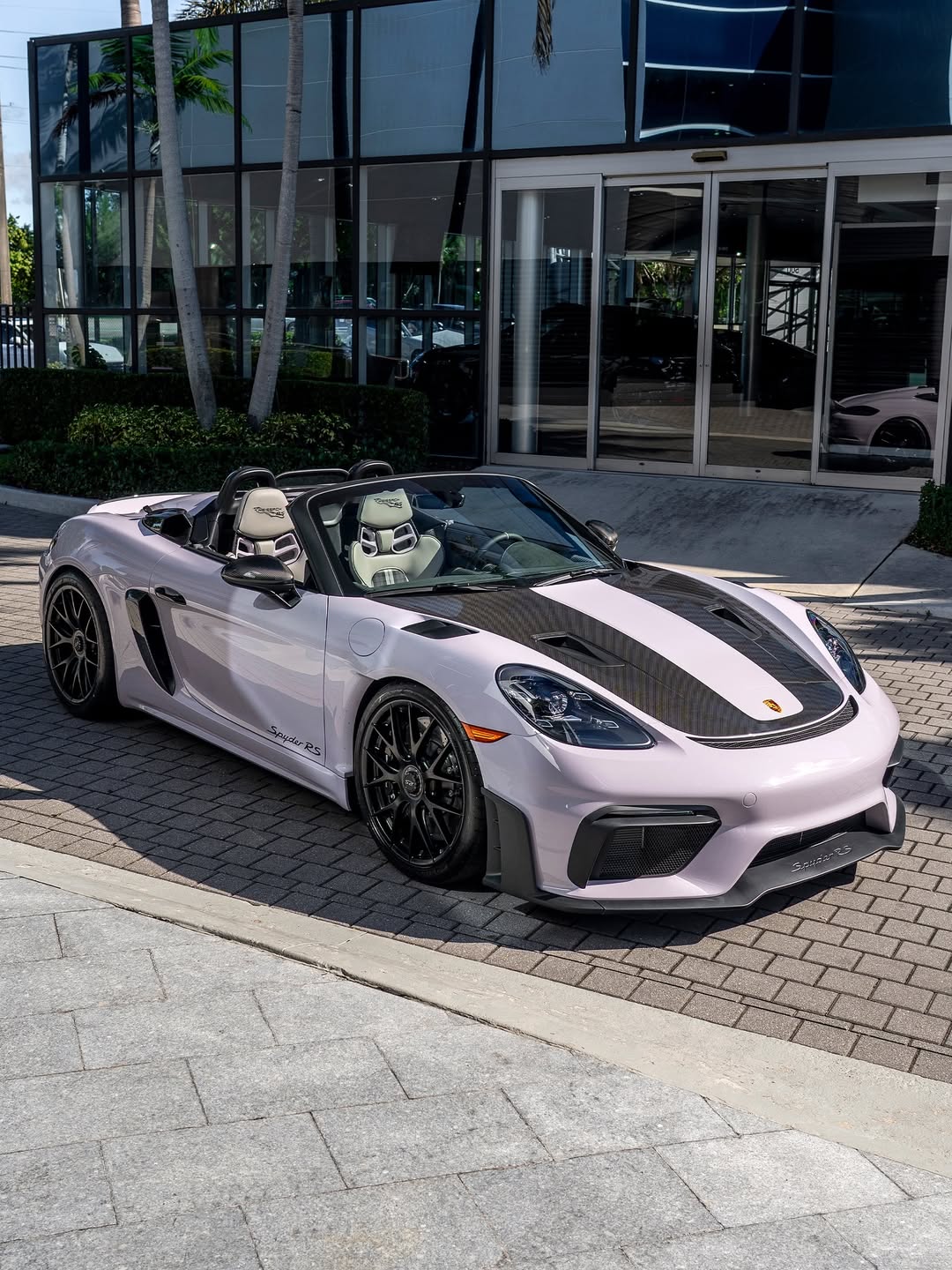 2025 Porsche 718 Spyder RS in Moon Gem