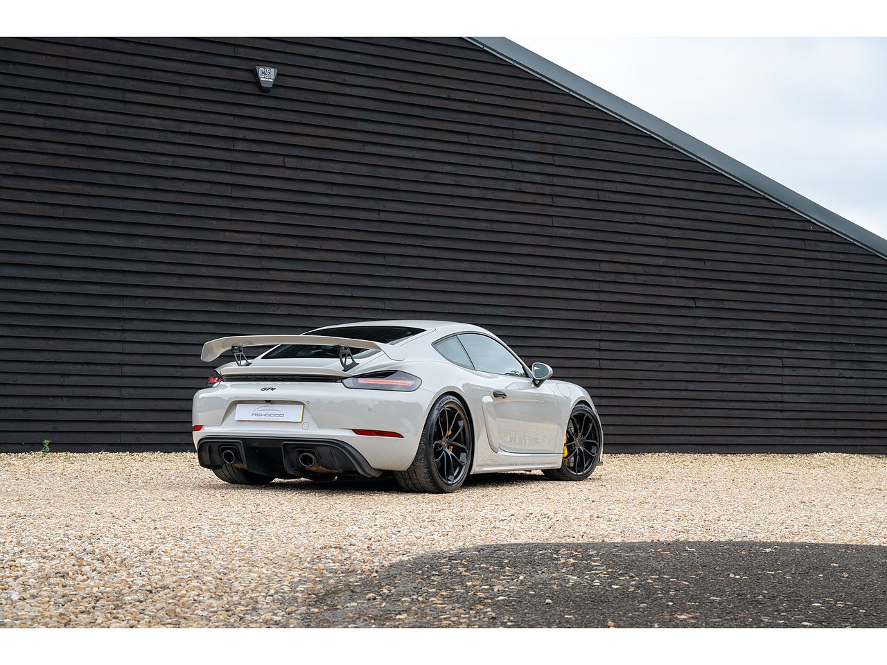 2020 Porsche 718 Cayman GT4 in Crayon
